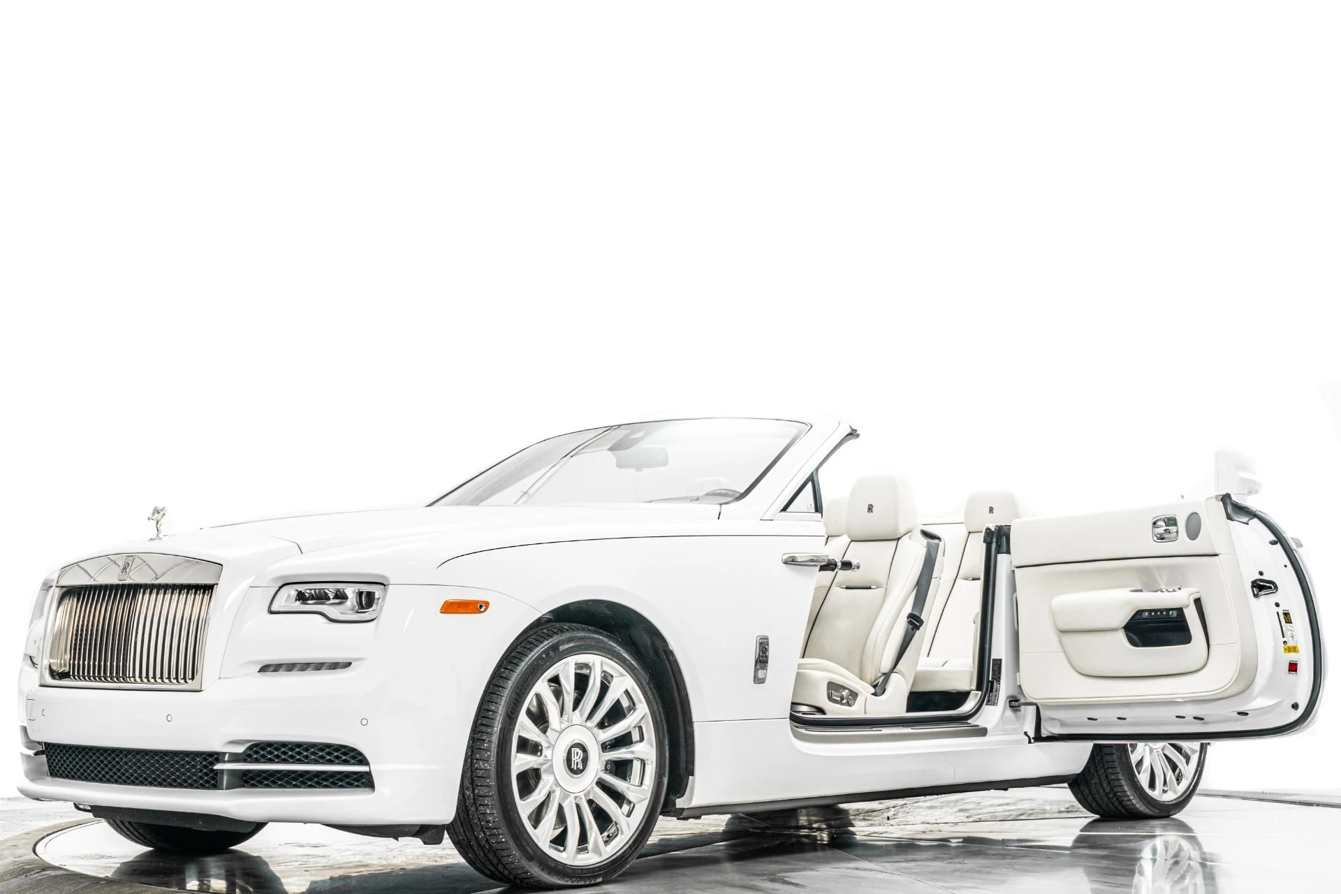 mph031_3326419682_Used_2020_Rolls_Royce_Dawn_Fully_Polished_Wheels_Heated_and_Ventilated_Seats_1764007062_3c9f69deee