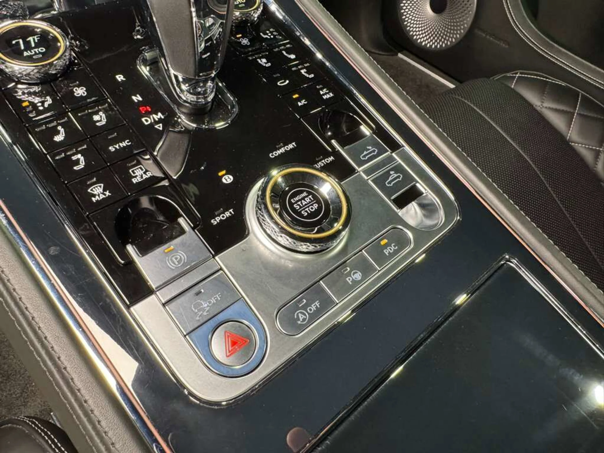 mph031_332720602_fbc4e76779d33f5886d85047a023417c_8af7b96231