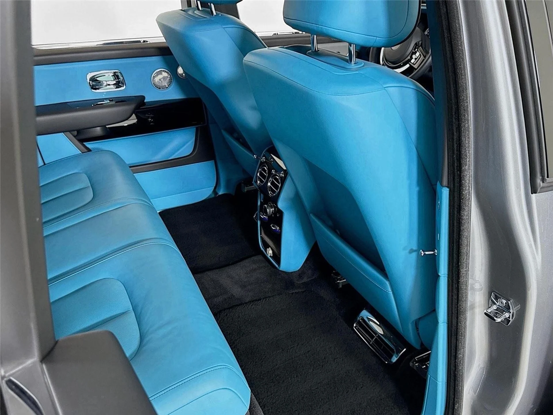 mph031_3340905440_6f1cd05695892892abd337a634f9f465_fdef8af53c