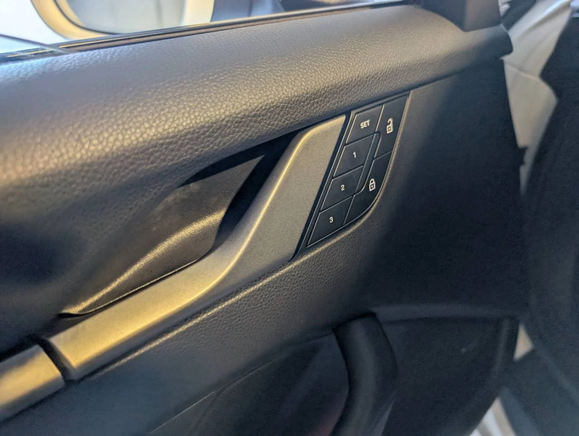 mph031_334375682_9235393d9a45769943f38f6d706d635dx_ab6eccddf3