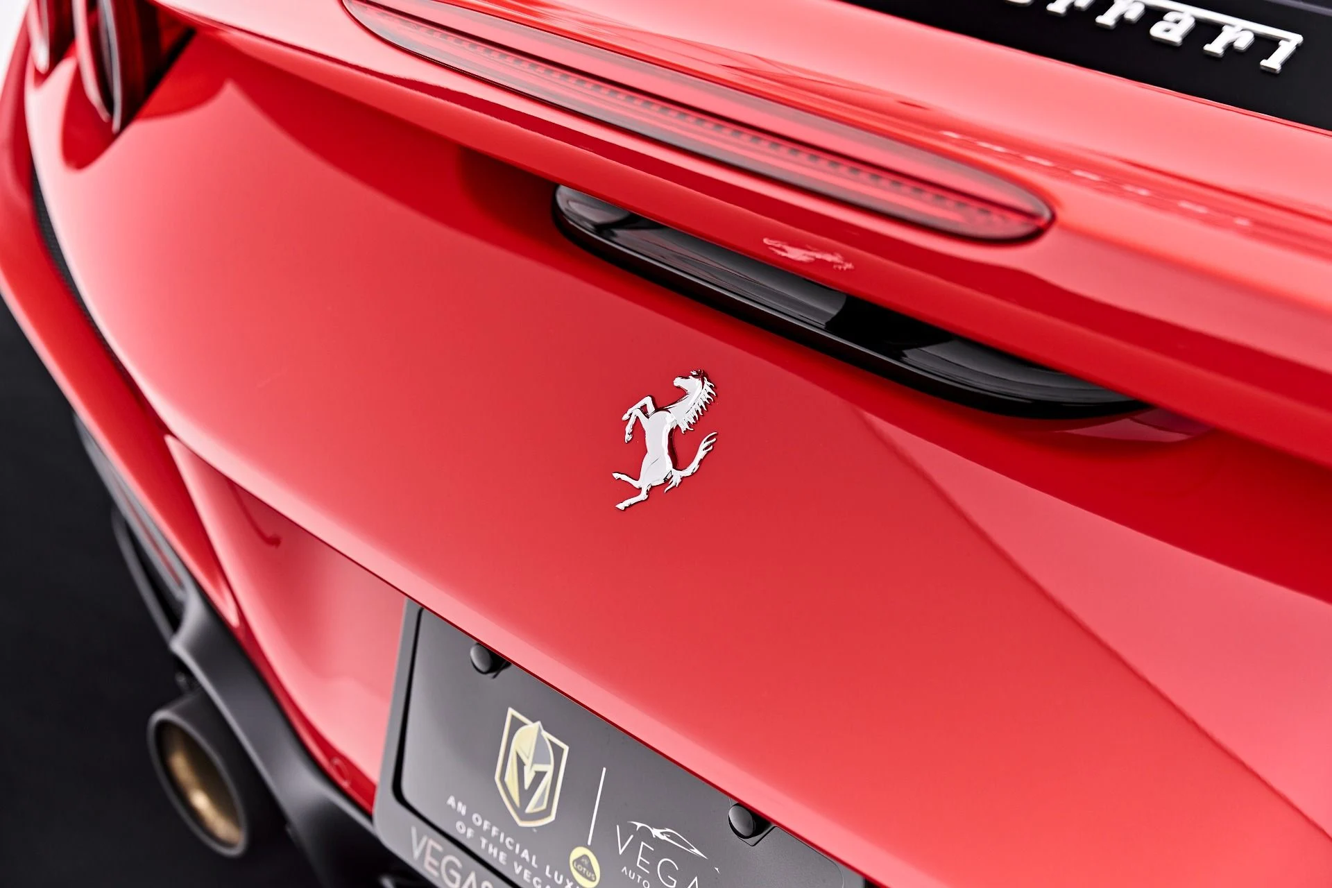 mph031_3351490134_Used_2020_Ferrari_F8_Tributo_Base_1787788437_af09ccb2bc