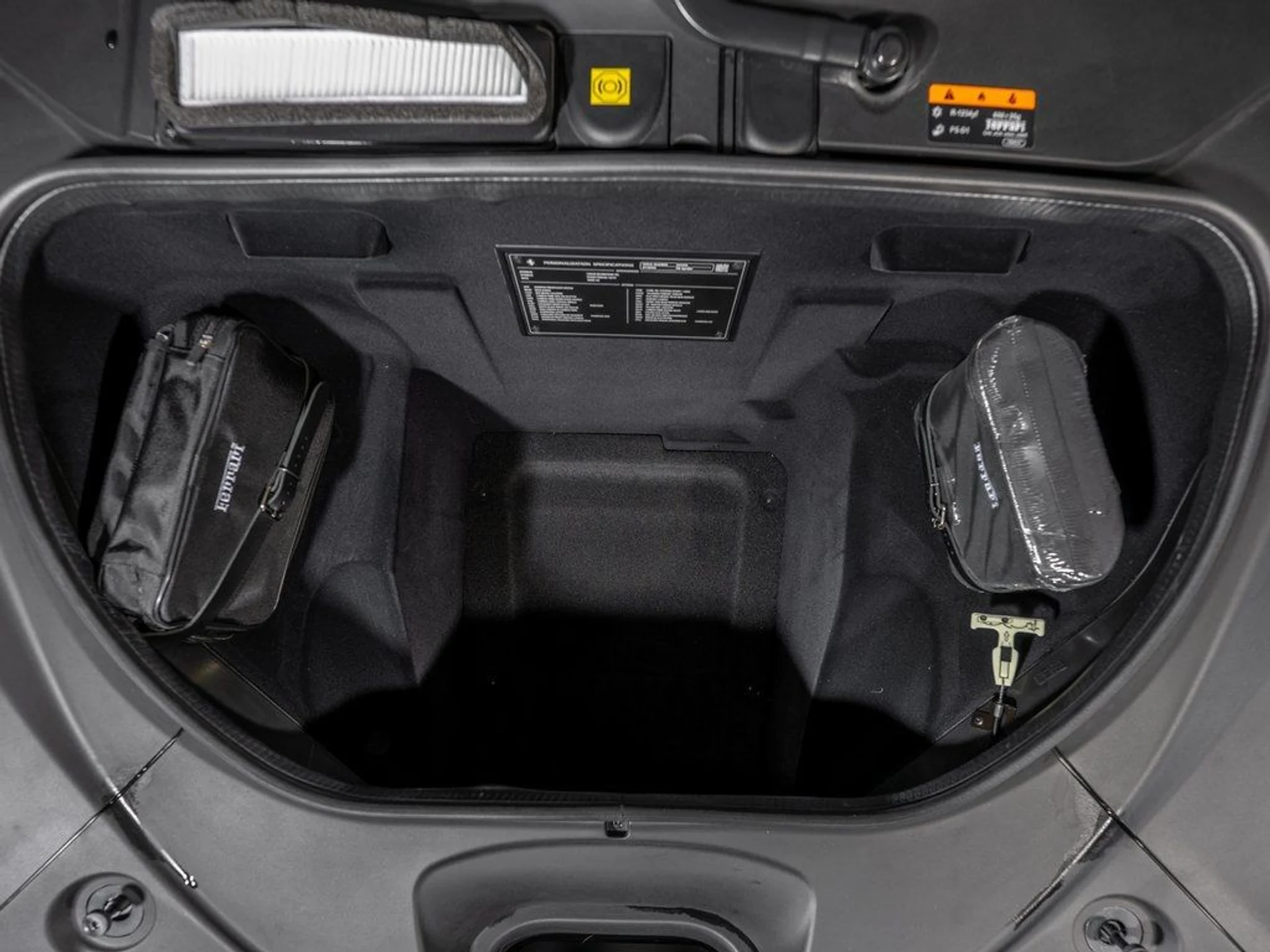 mph031_3352791729_image_32_2584de8eeb