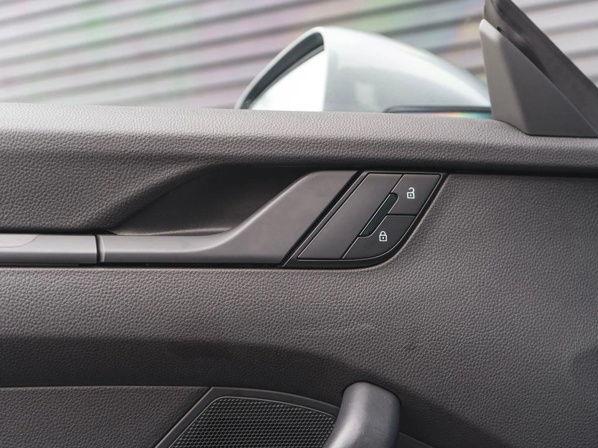 mph031_3365487108_vhese_Vm_Bjts8_Y_Yoliaog6_YHC_E_aba1cca086