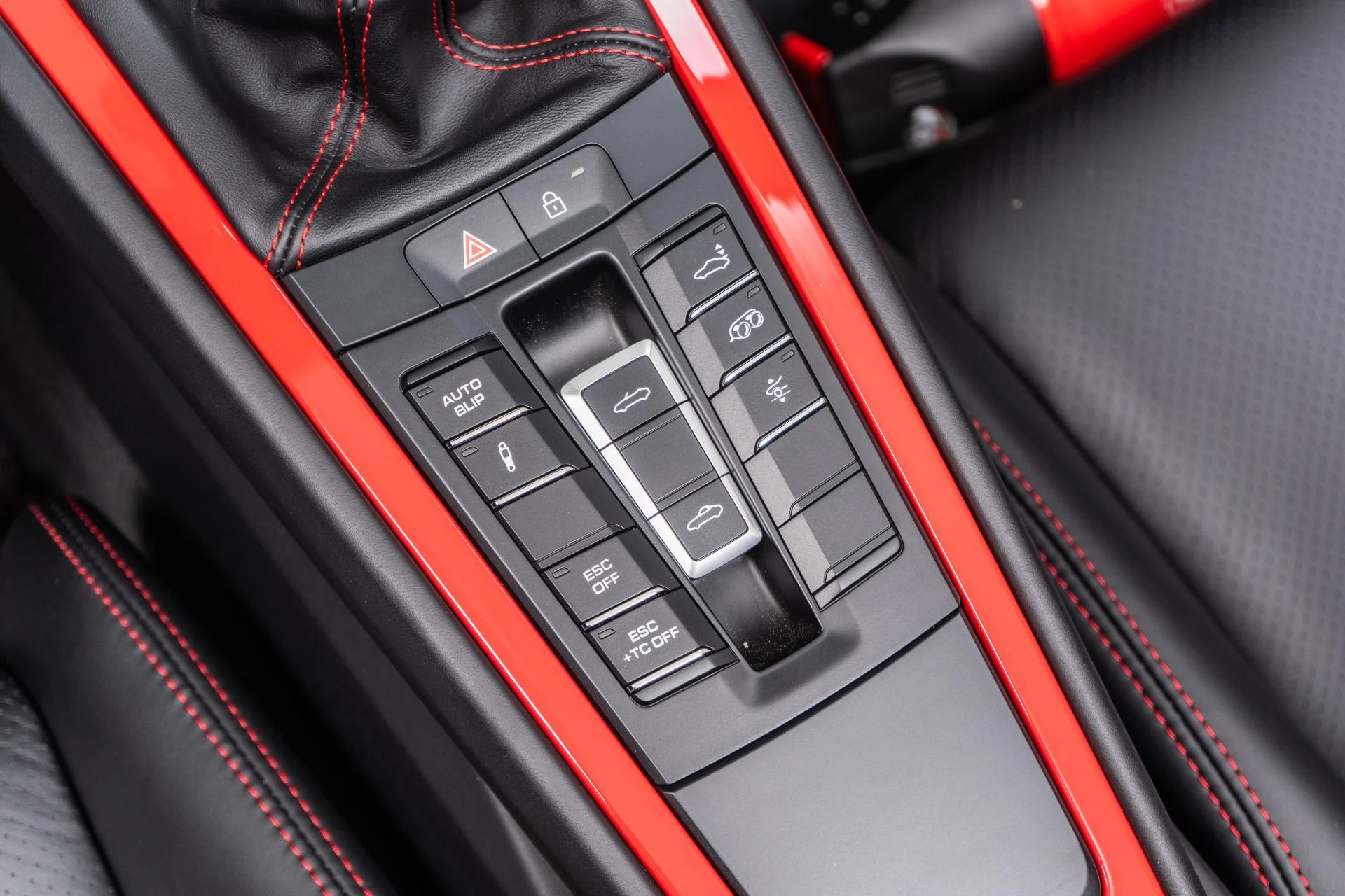 mph031_3366536646_Used_2019_Porsche_911_Speedster_1790632203_b8be0ddf5e