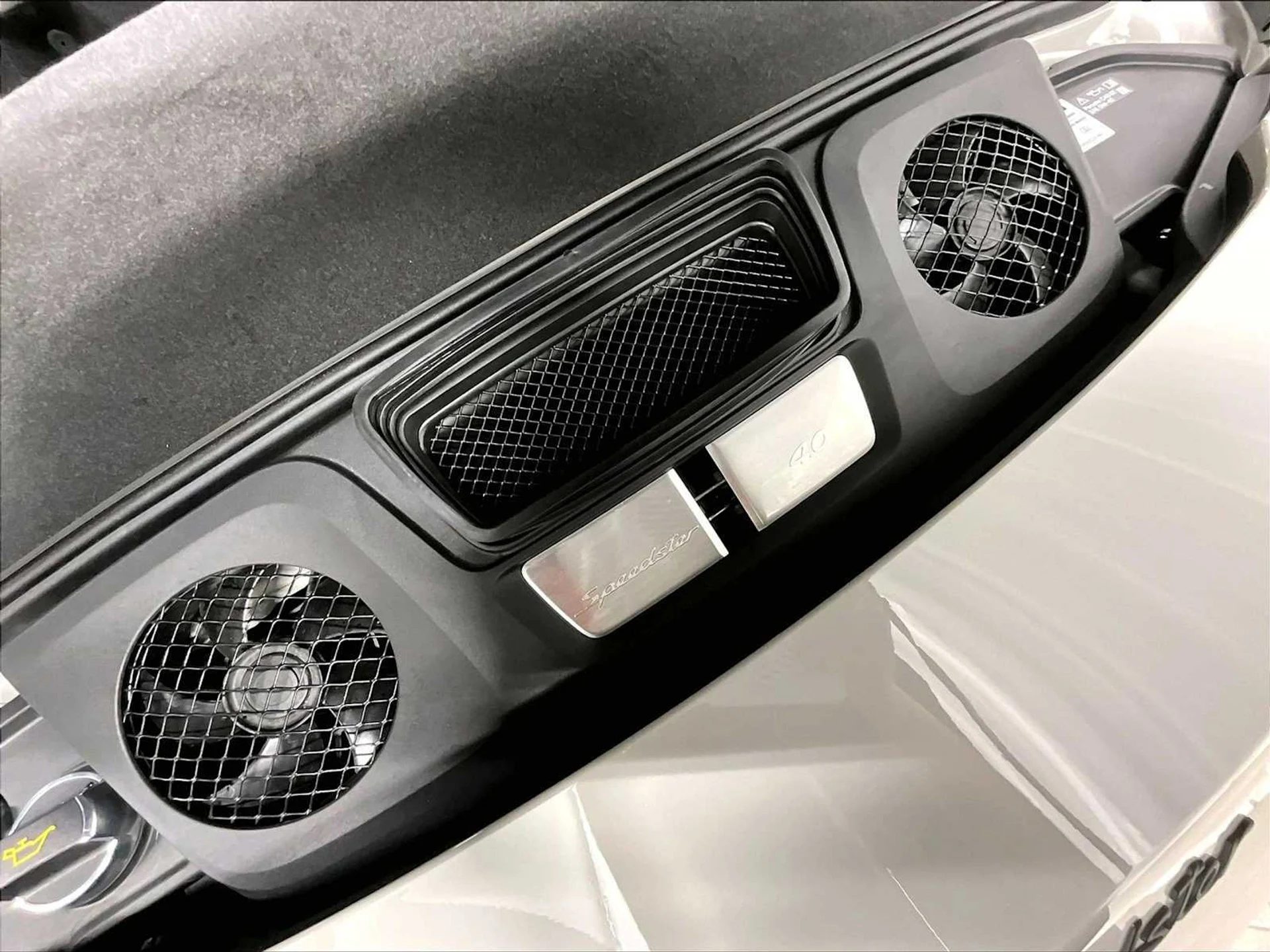 mph031_3368069771_e9d0f60fb4bef1623c244679fc4001e6x_a75326b48c