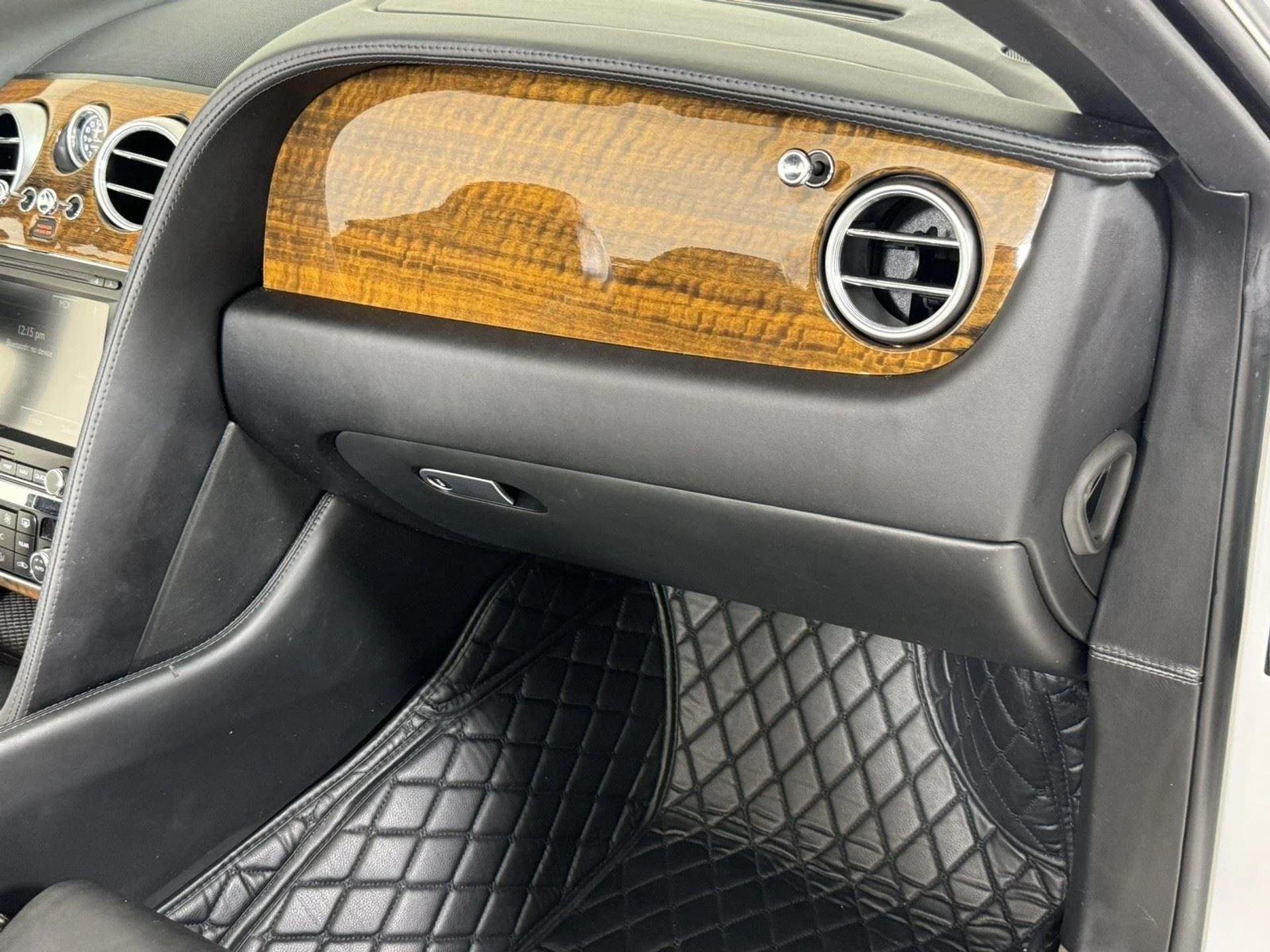 mph031_3374893752_8da735ccc199ed2204ff00f2b895cbd1_33fd8c6a67