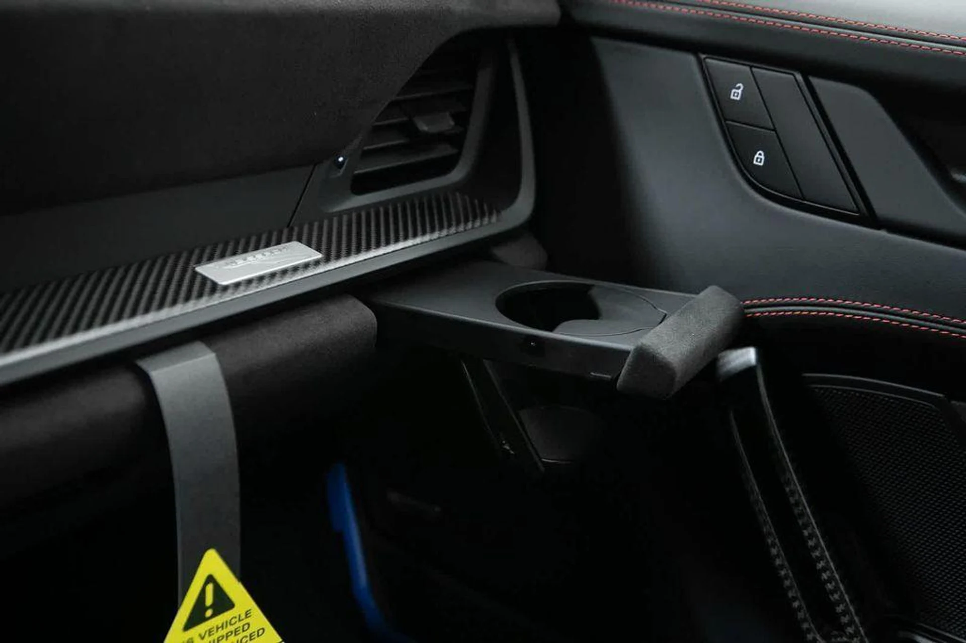 mph031_3379006645_48sv_U7_y_C01s_SP_Ri_Katk_E_Yn01_k_dc243165db