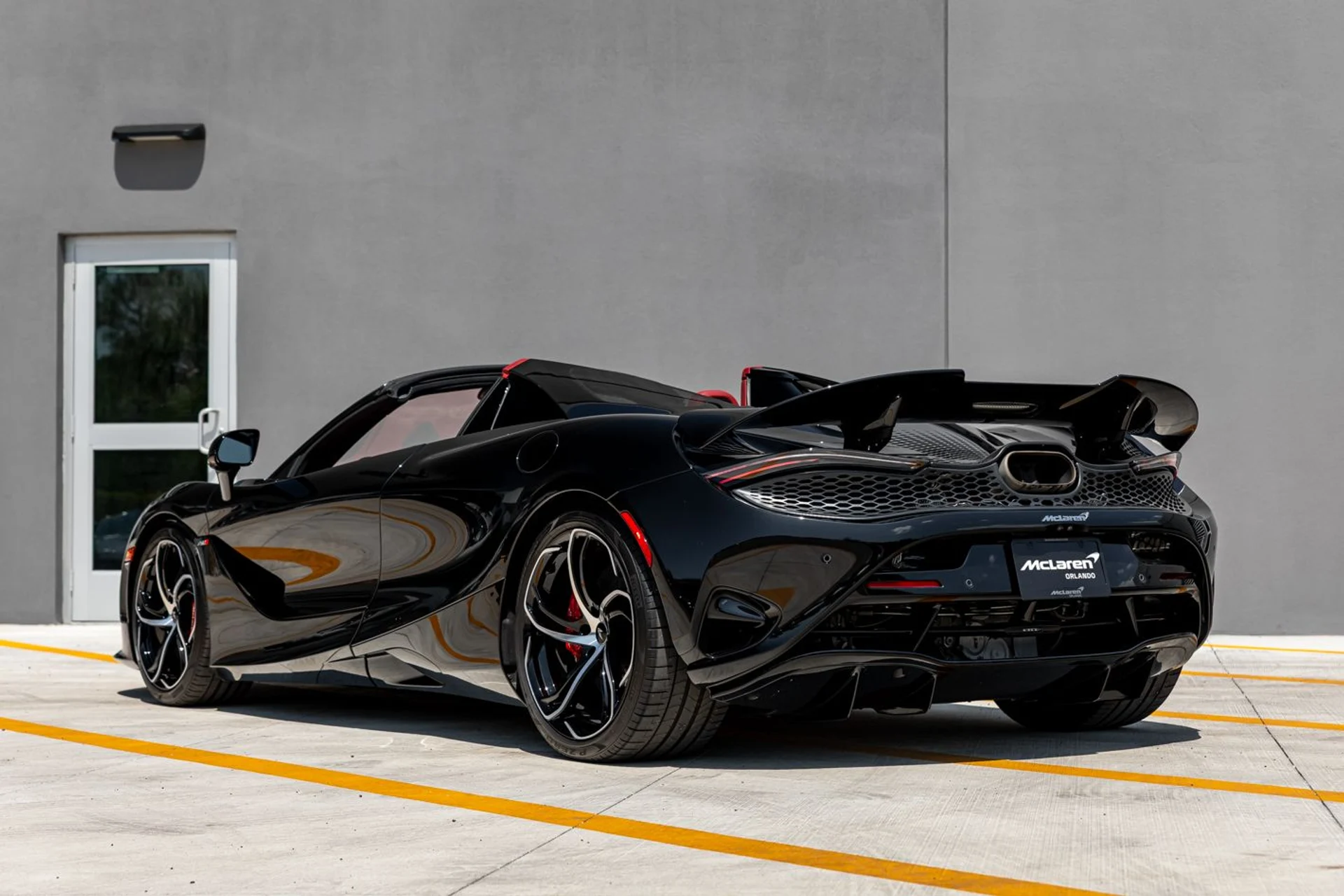 mph031_3384066276_550_p33_l_f41885d58c