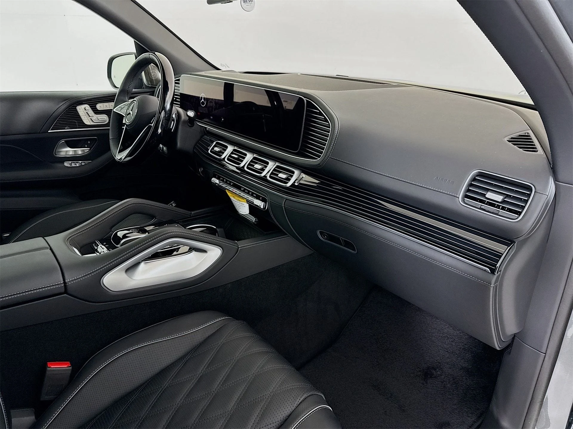 mph031_3388516954_f9252d0b016d21fa03559c2fe8528d7bx_12d9d49351