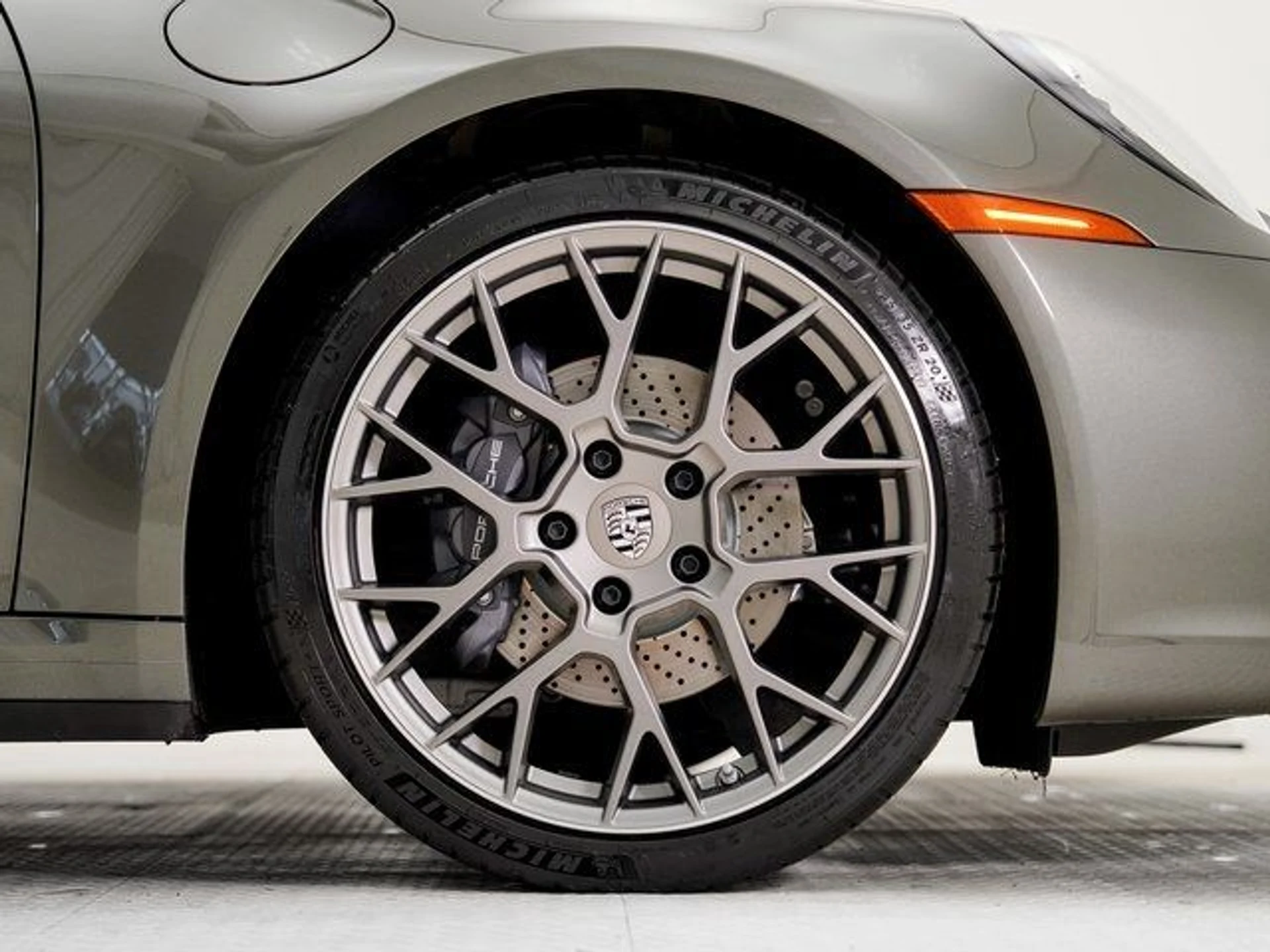 mph031_3394824364_c22cd174be008a30bb251ed106953a95_6bb95fa72f