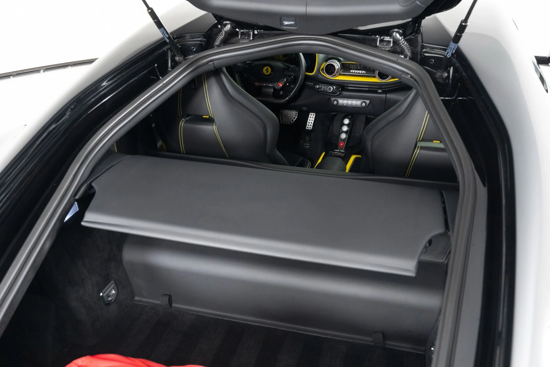 mph031_3395921511_Used_2019_Ferrari_812_Superfast_1719262612_e192112244
