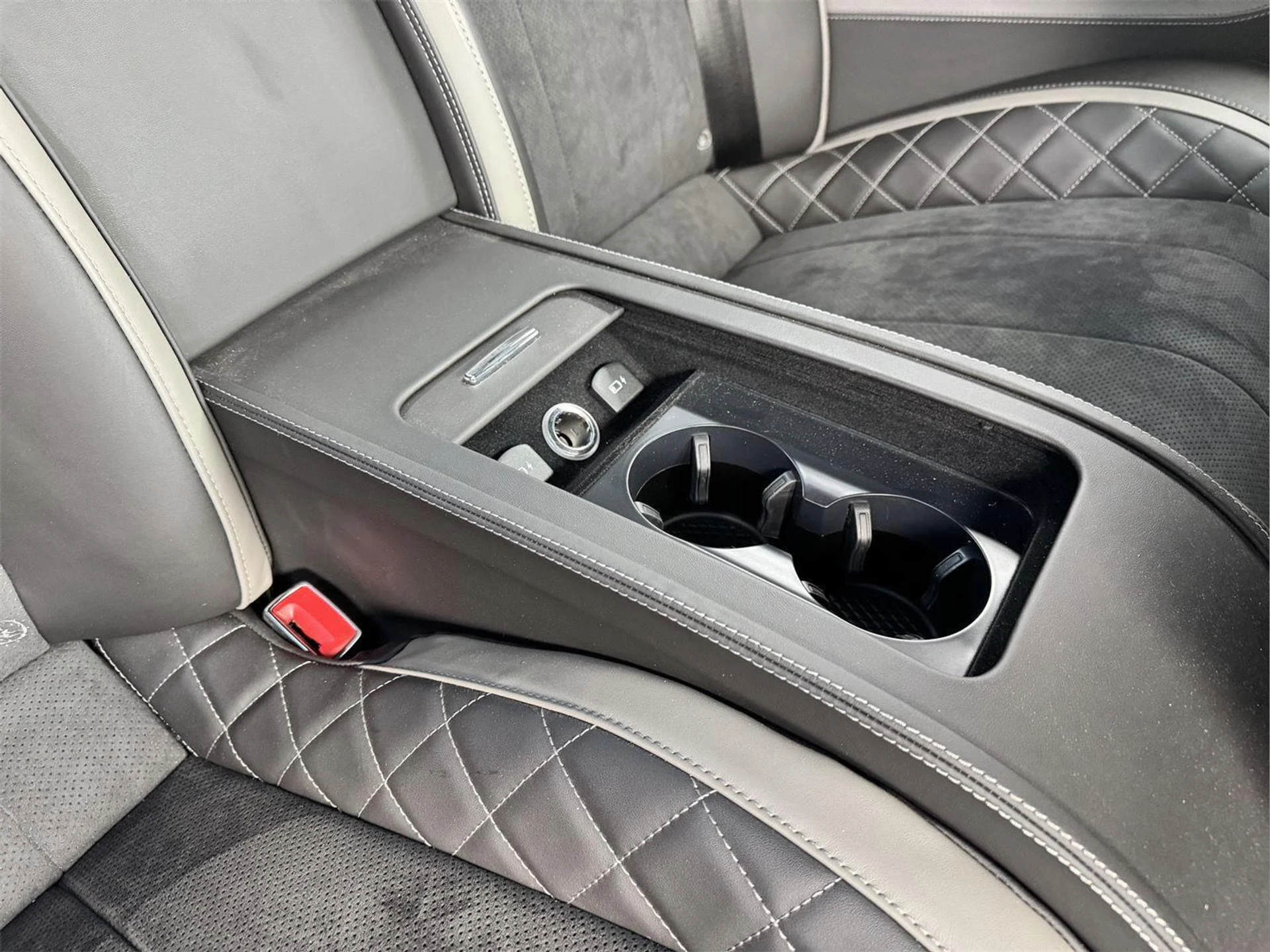 mph031_3409169558_25d1c24900d9344e53a3cc4e31f8f2a3_d71a1053dc