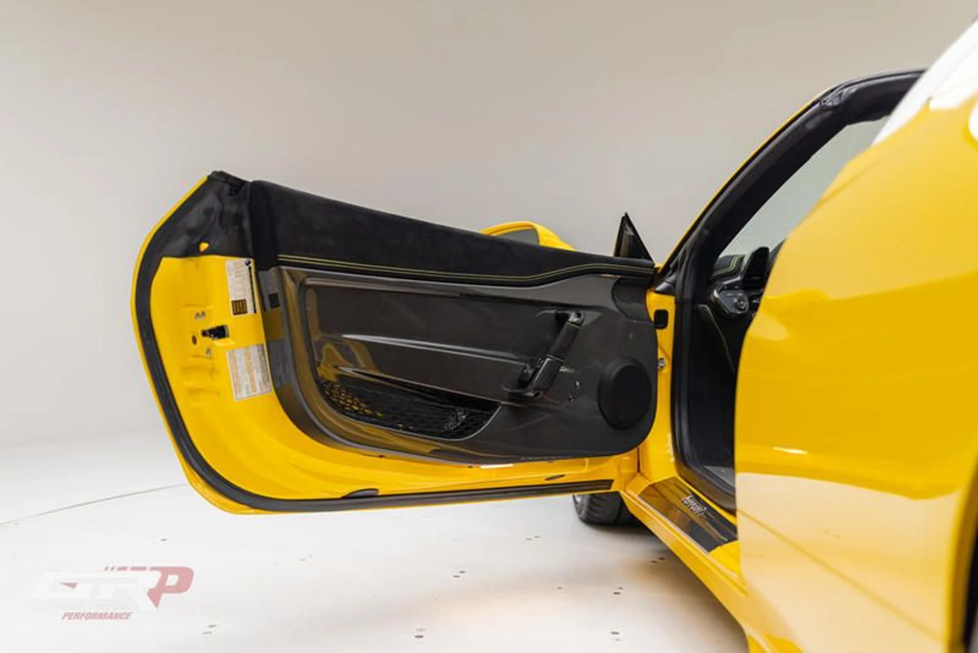 mph031_3409780183_0516_C7_CA_E4_C8_40_B2_B71_C_2_D1_ED_8_BA_41_F4_230f818c61