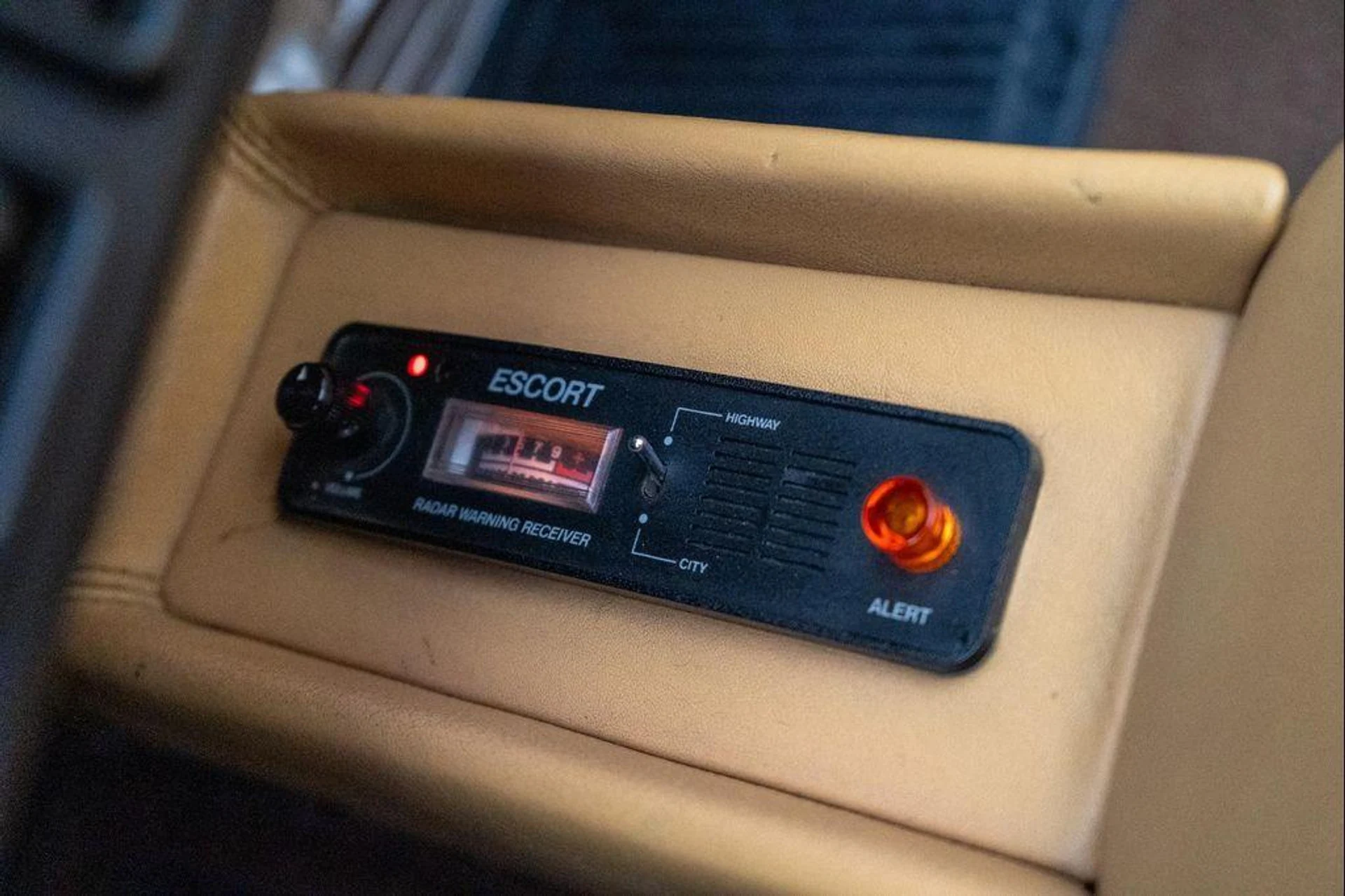 mph031_3410803161_yw_QS_1_Qch_V4_D_Wx2_DJFOM_5n_Yzo_XQI_ed7e0fccd7