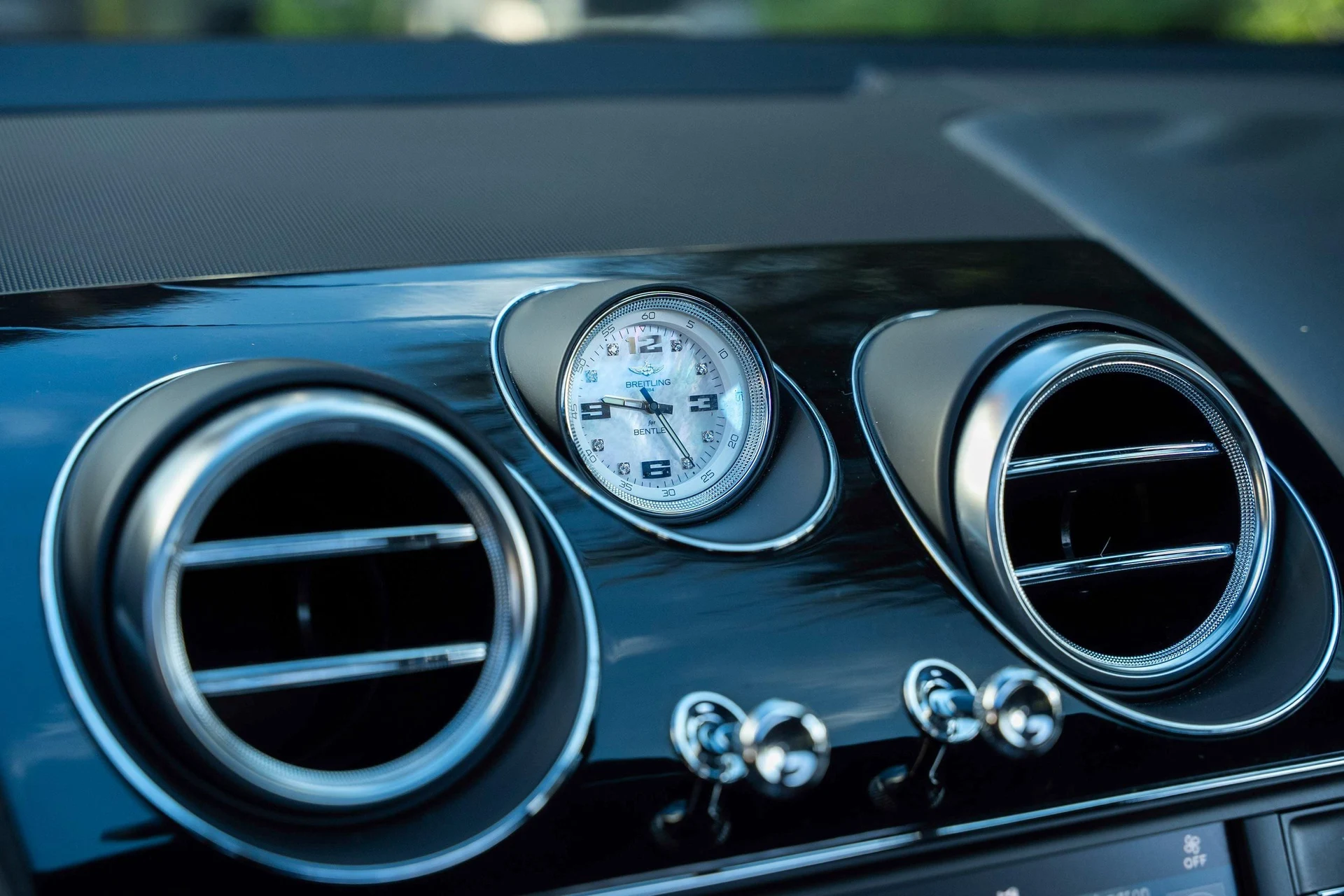 mph031_3410958902_476162065_692f07efe2421a9470ea575e_79a679e30f