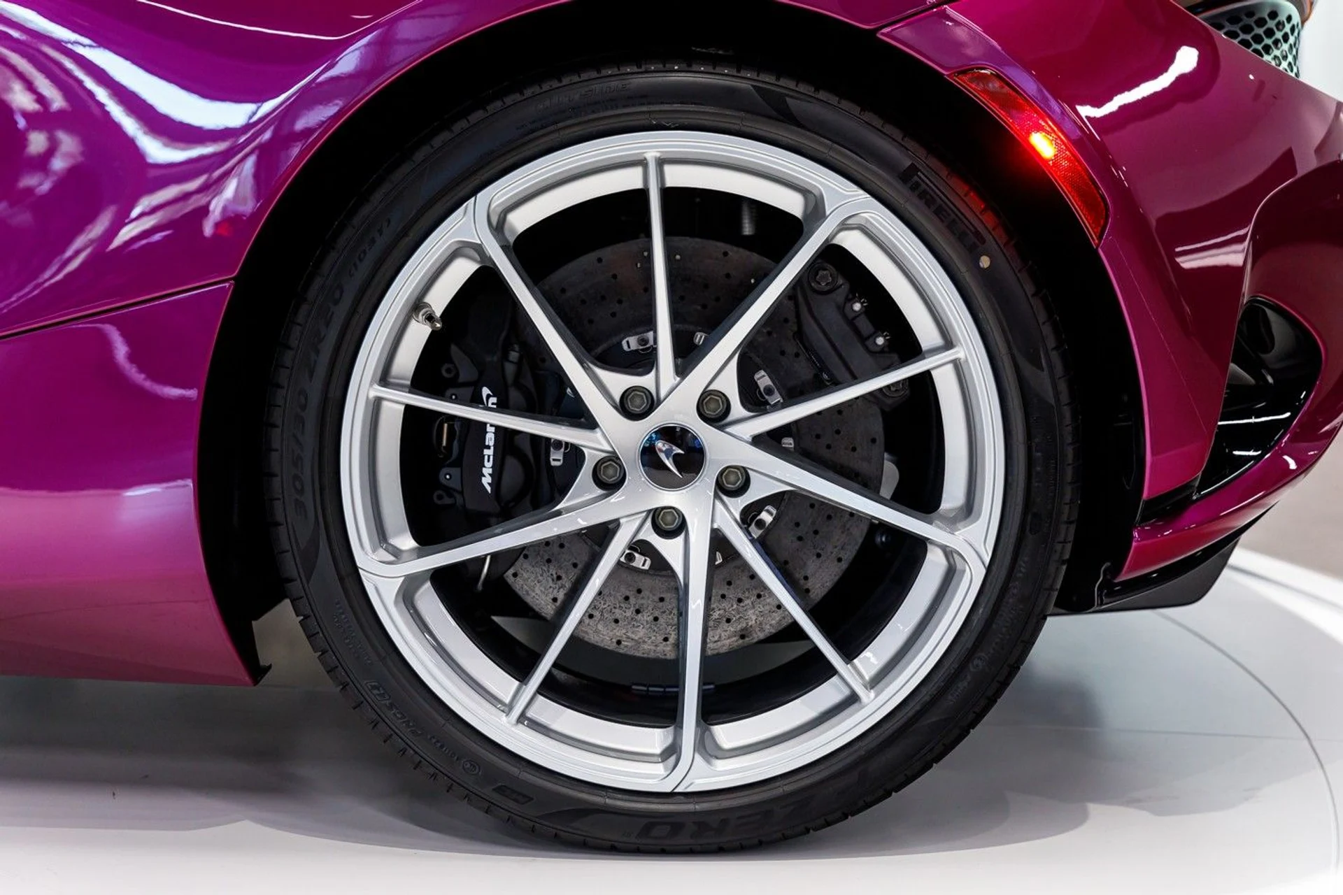 mph031_3419249797_676_p32_l_d085d6cf2b