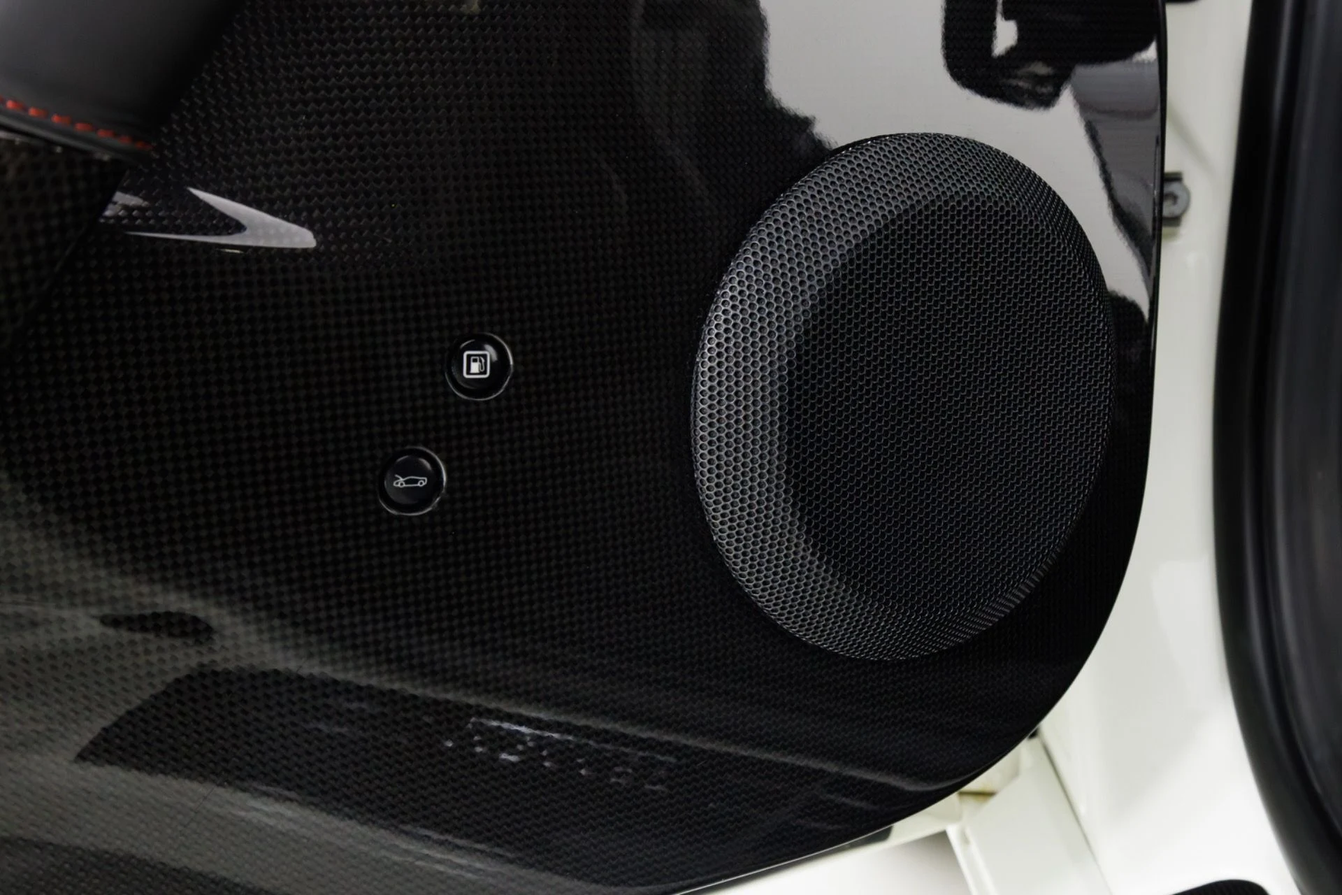 mph031_3420035348_Used_2014_Ferrari_458_Italia_Speciale_1773085146_4606fddce7