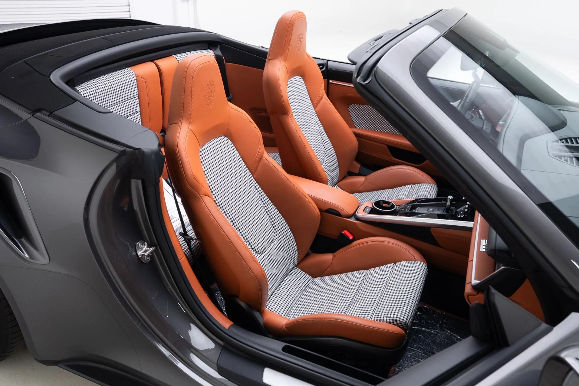 mph031_3433624265_Used_2024_Porsche_911_Turbo_S_1770940586_1ffe6eef17