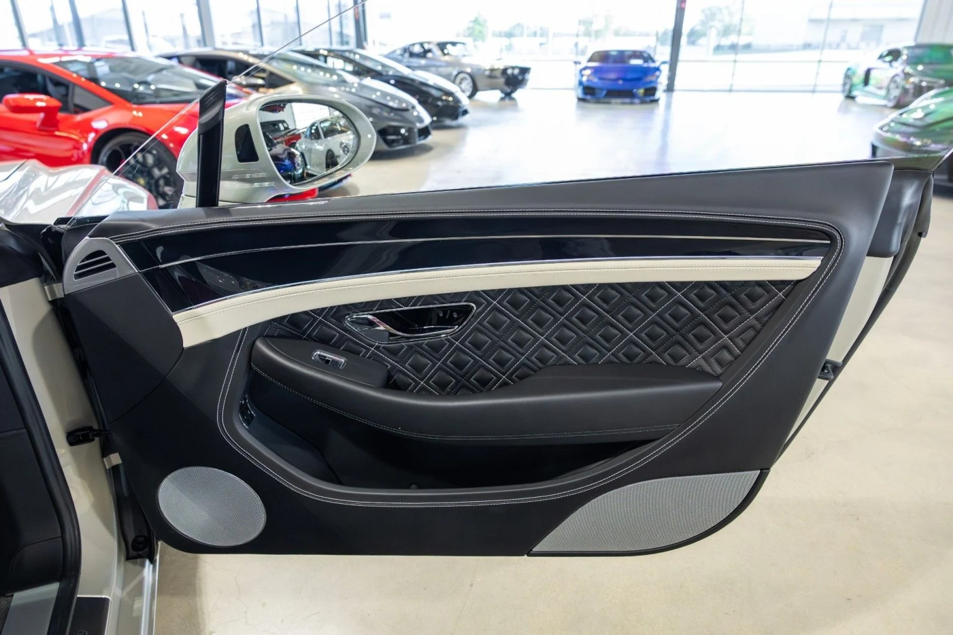 mph031_3441071975_XA_43ee36428d