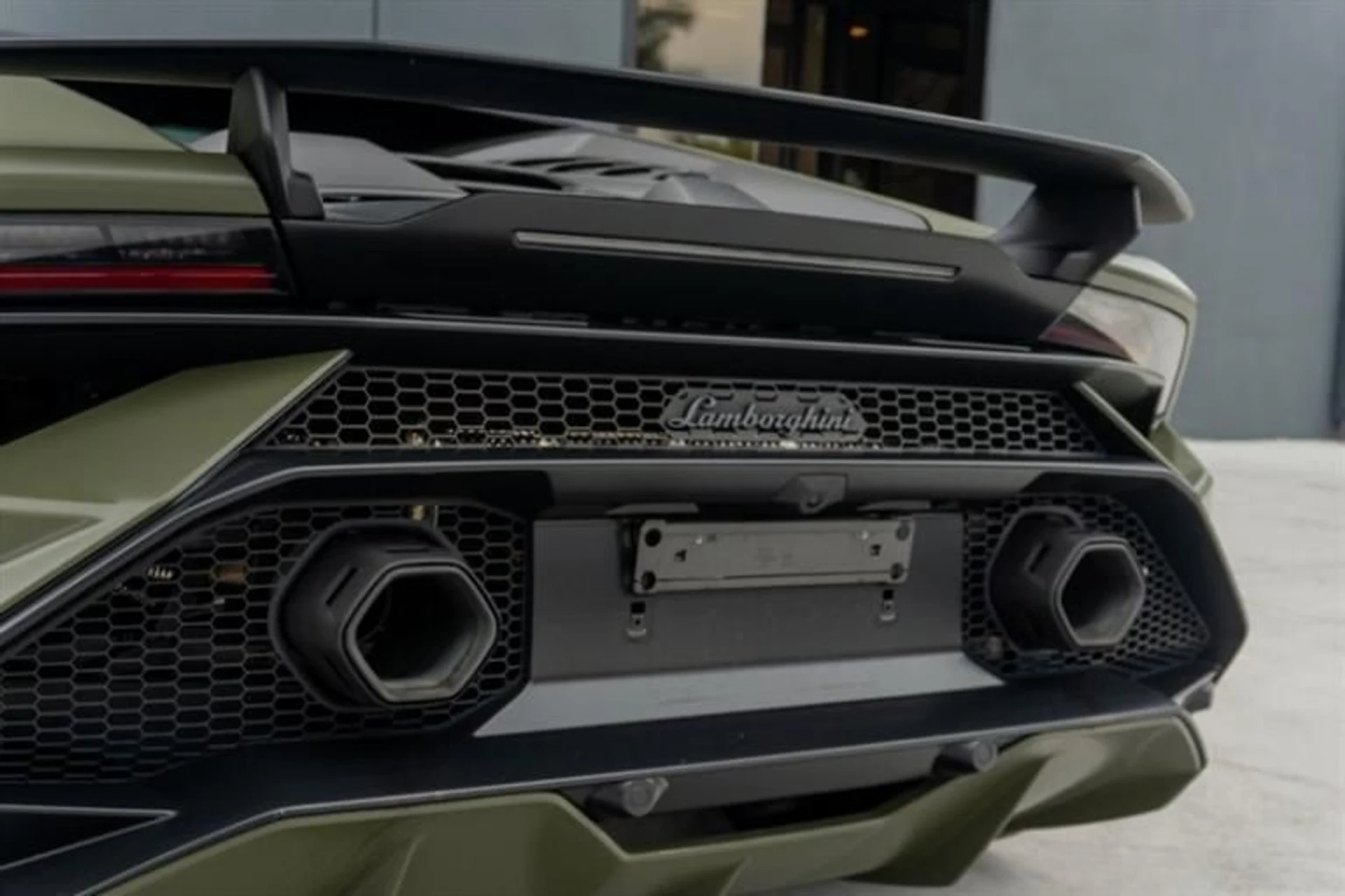 mph031_3447687870_b1c3bcafc296a6507a66b2a98733aa7fx_5690e50e34