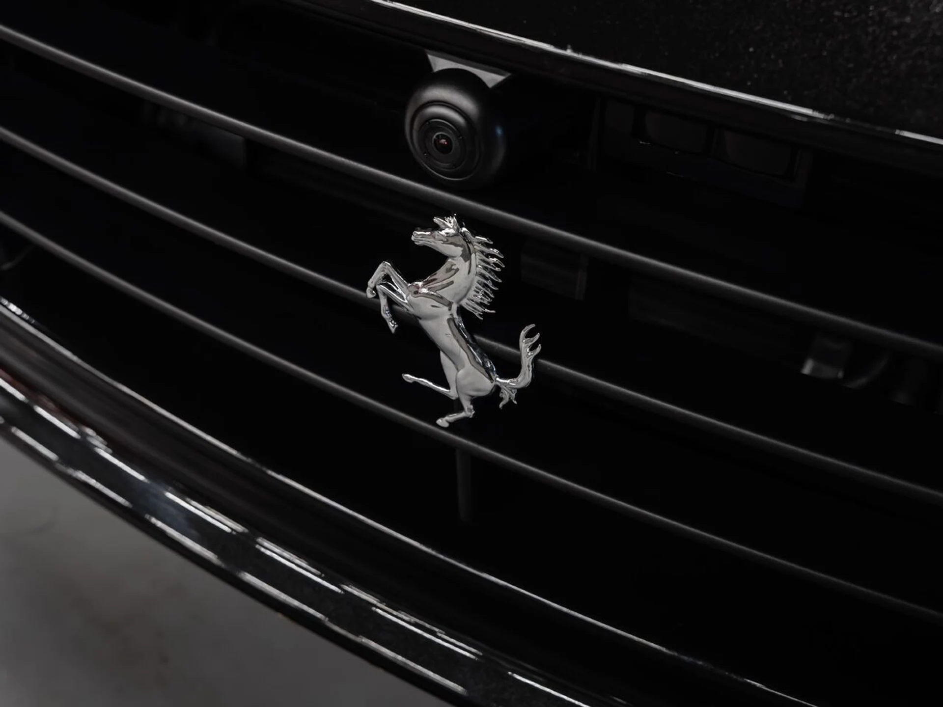 mph031_3451600265_ferrari_california_2015_039677d81c