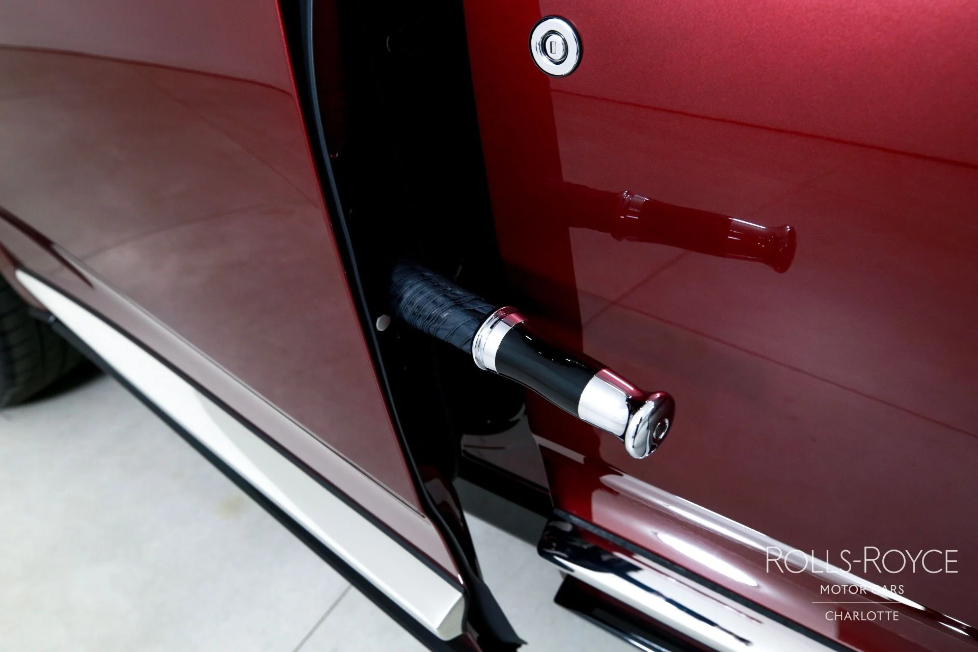 mph031_345235798_Used_2025_Rolls_Royce_Cullinan_1757533758_bc0dd9e48f