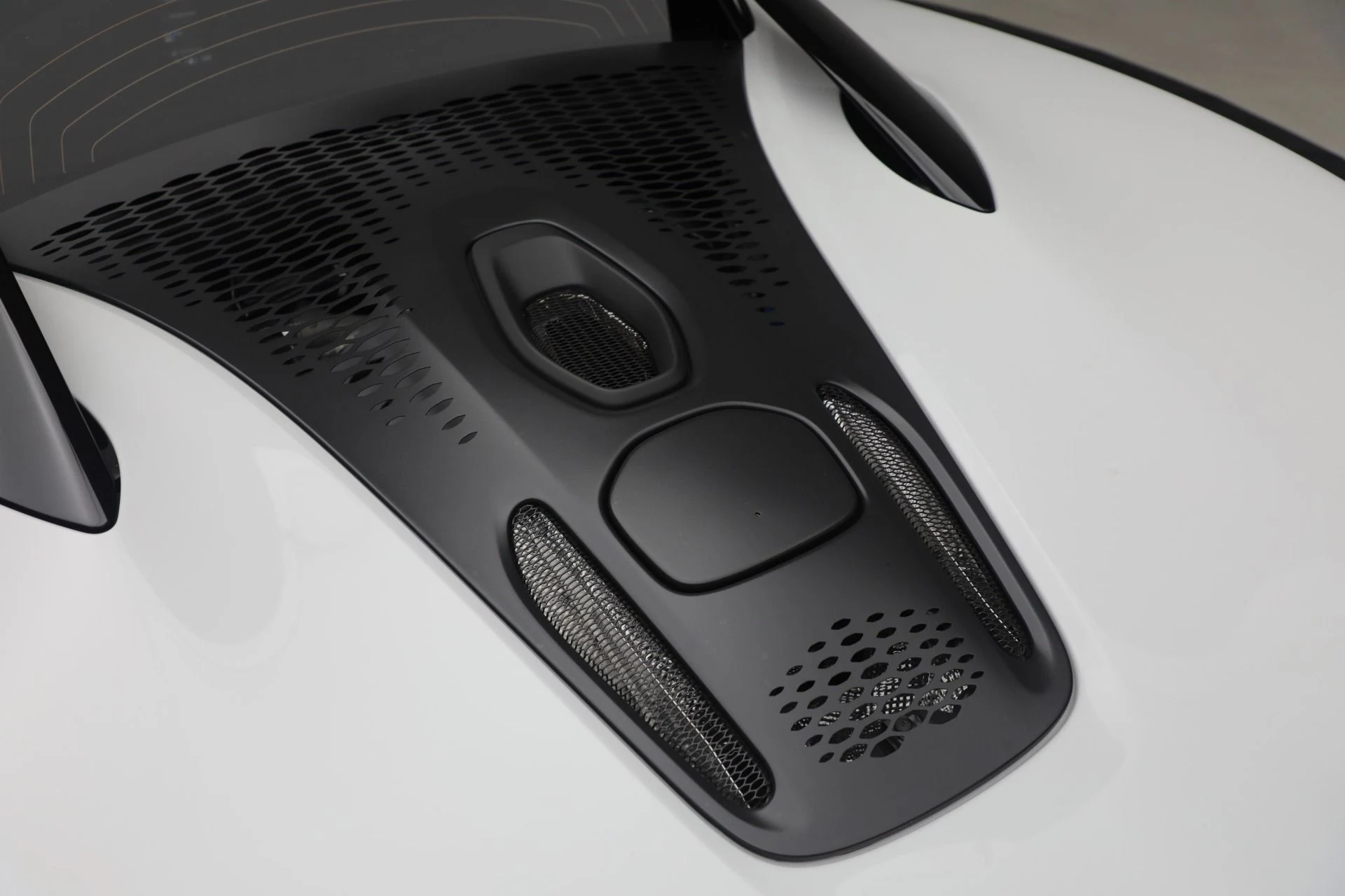 mph031_3460382941_Used_2023_Mc_Laren_Artura_Tech_Lux_812f3e4131