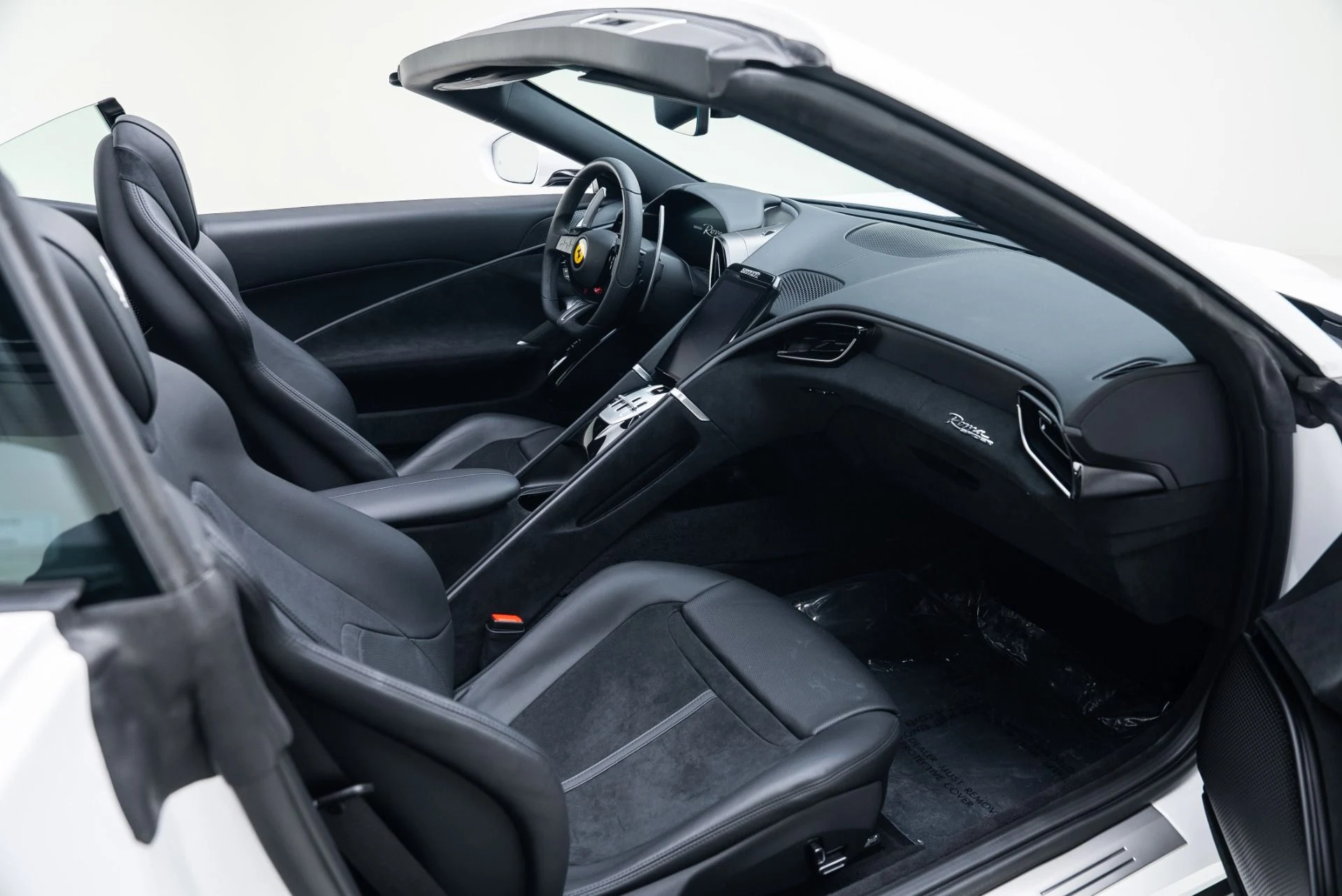 mph031_3461118553_Used_2025_Ferrari_Roma_Spider_1766089181_f06c5b430d