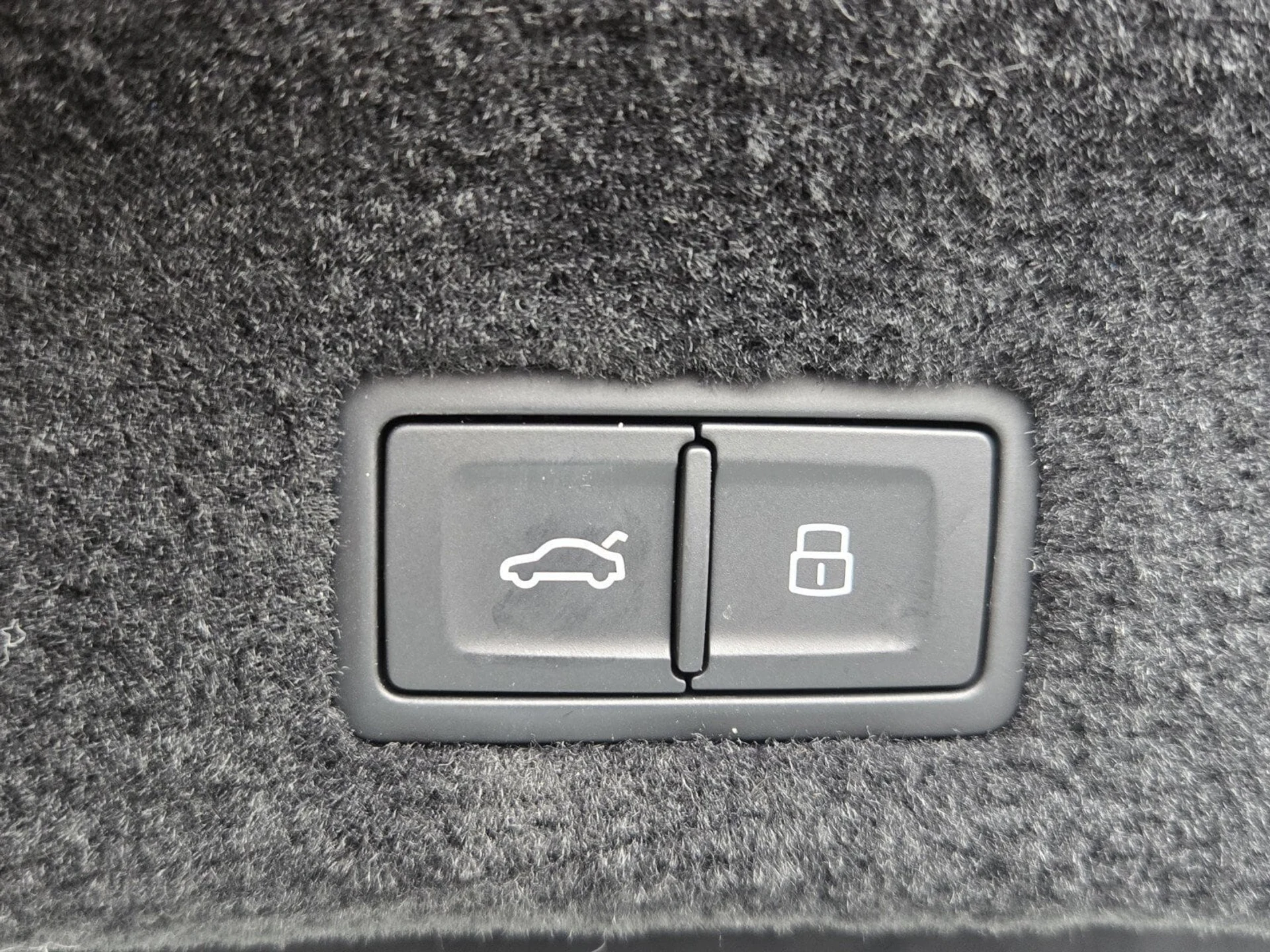 mph031_3462013472_45b758292aadd76aa5485b819b075845x_748f2f50d1