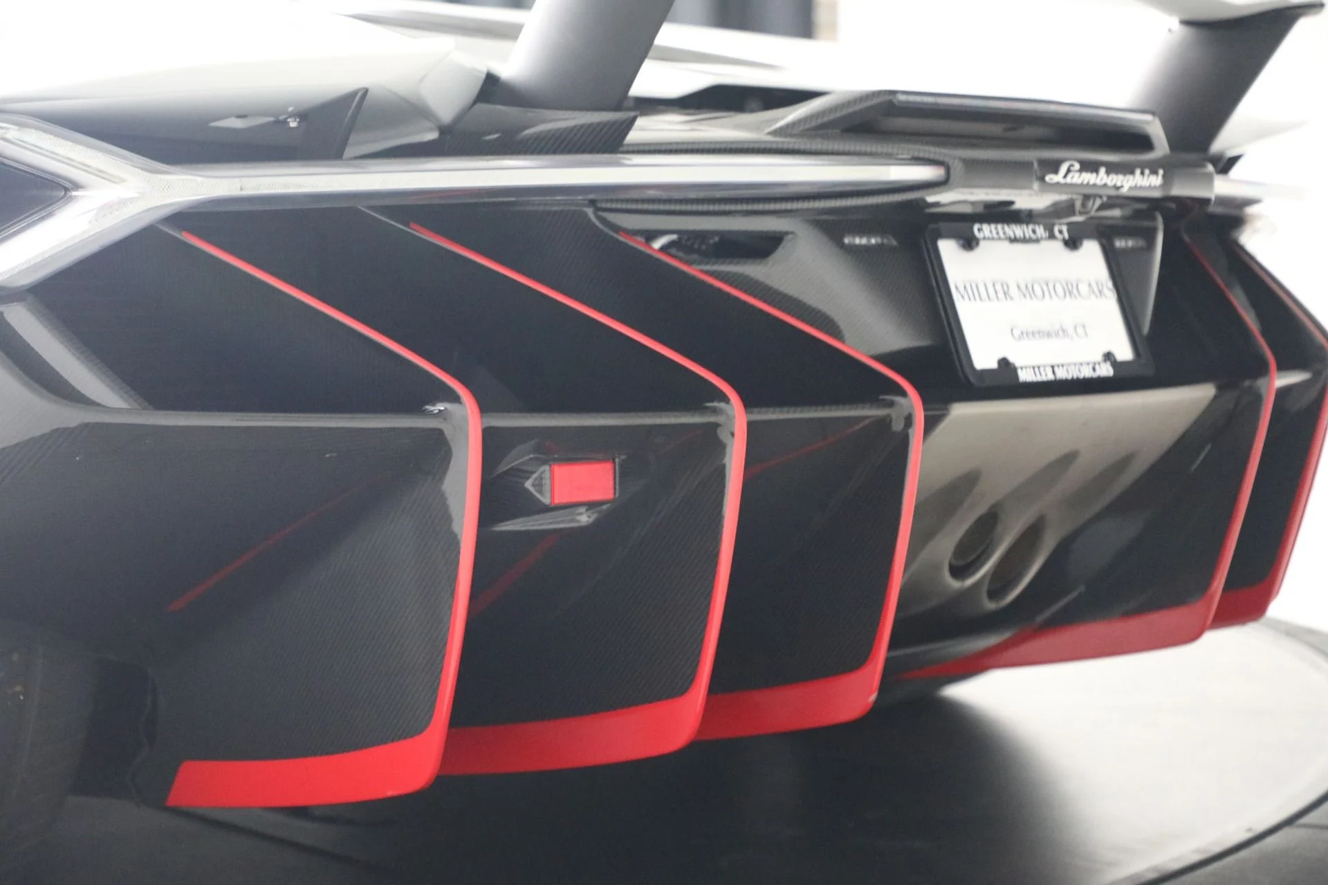 mph031_3466687137_Used_2017_Lamborghini_Centenario_Roadster_1778176880_28ca727583