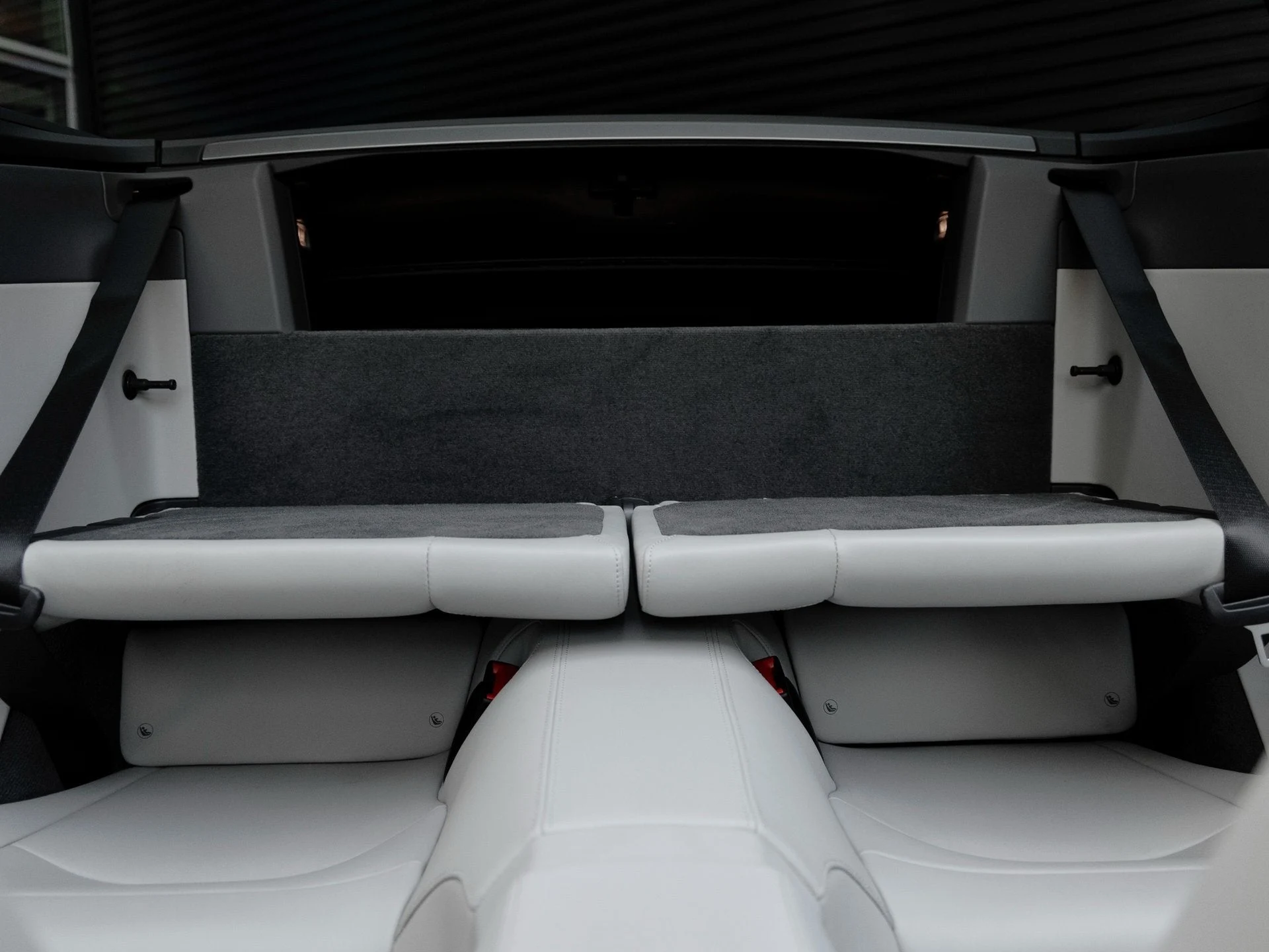 mph031_3479287575_32_32e45619ef