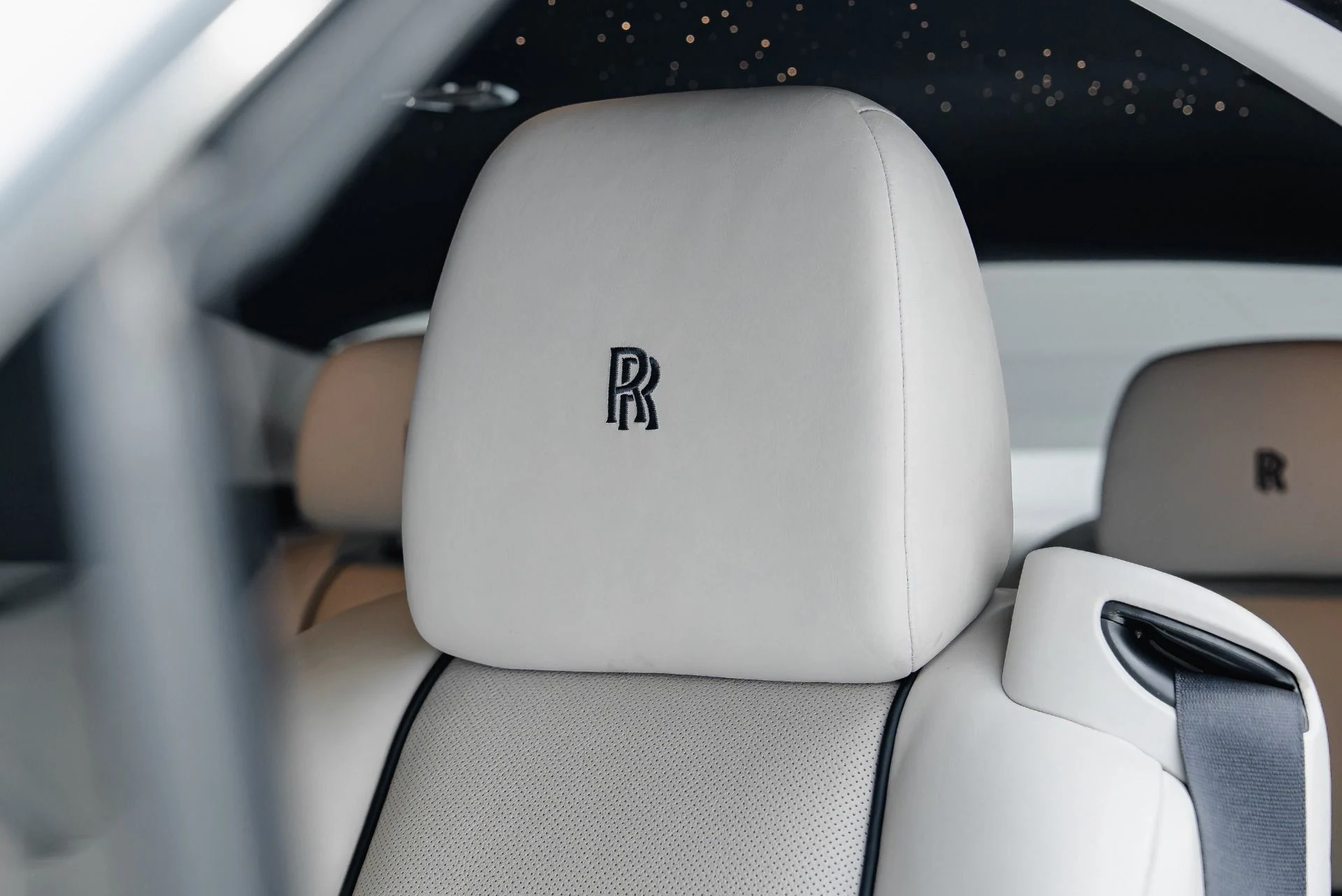 mph031_347956593_Used_2014_Rolls_Royce_Wraith_1791401983_eb9125a7f3