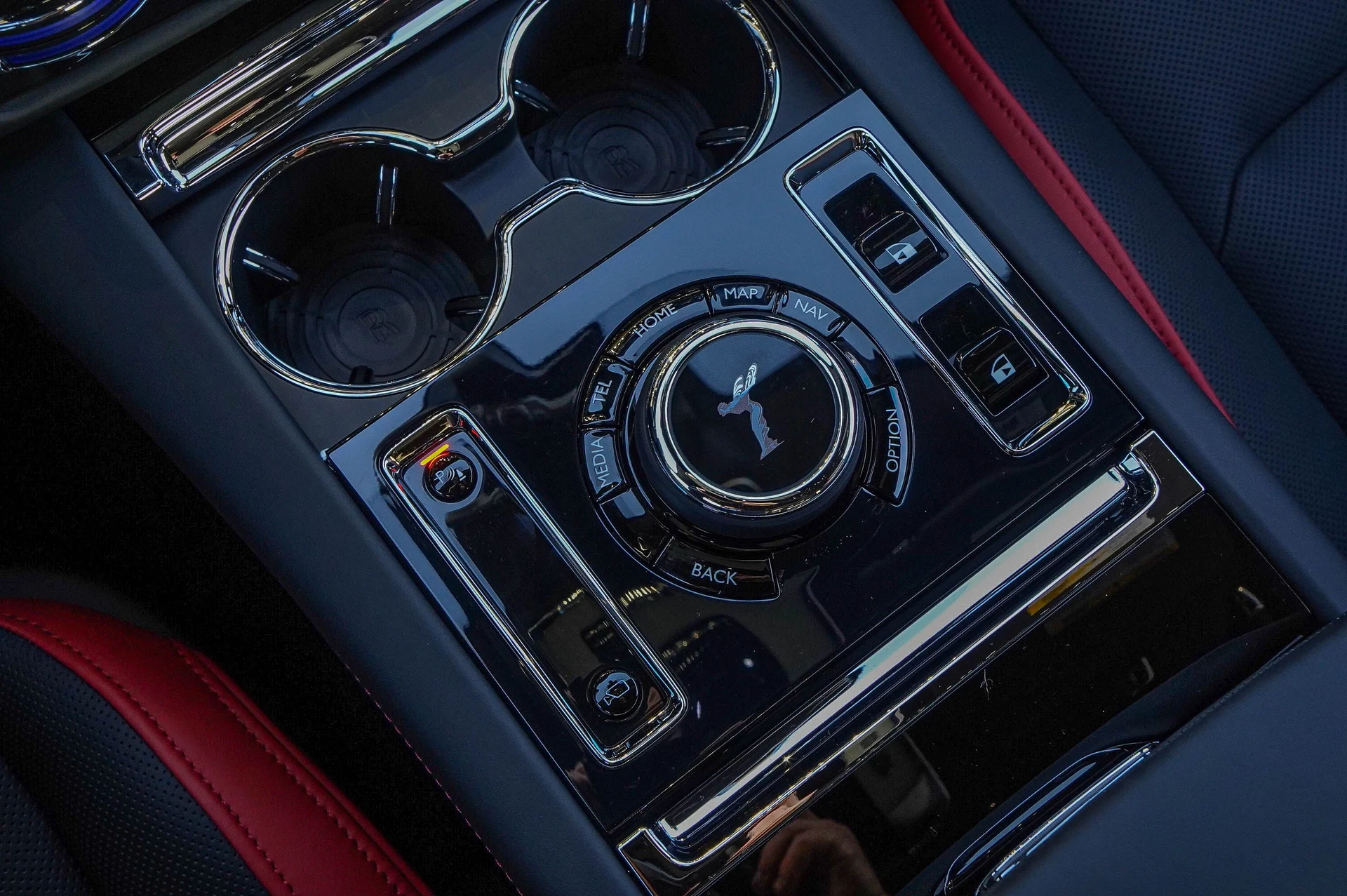 mph031_3484623755_Hi_Tech_Luxury_Imports_LLC_SCATK_2_C07_TU_234137_image_31_6d54a645c3
