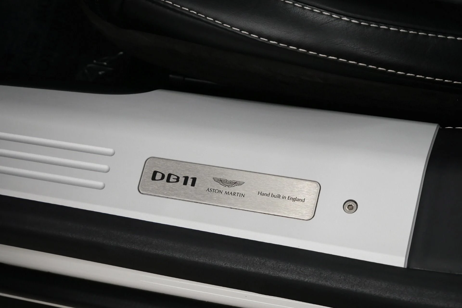 mph031_3486541344_Used_2019_Aston_Martin_DB_11_Volante_Gloss_Black_Bodypack_Heated_and_Ventilated_Seats_1764691005_181044d702