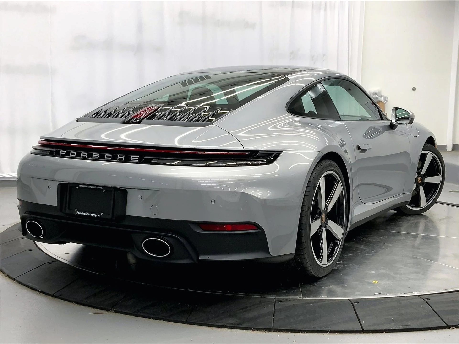 mph031_3490323465_ba3dc089db44d9d9072fd0ed96961d49x_5388b30639