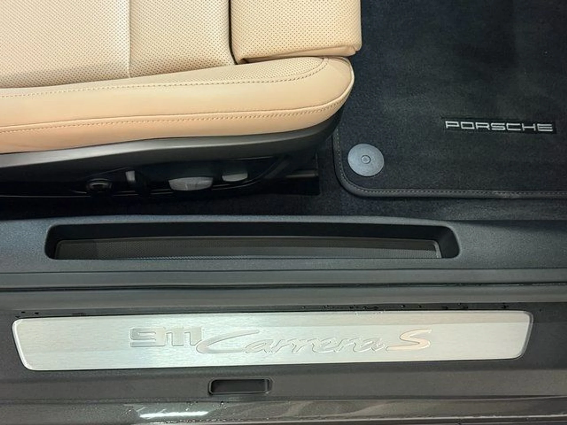 mph031_3495819544_58432994c2cab8803f682830dd902660_f3f82d2457