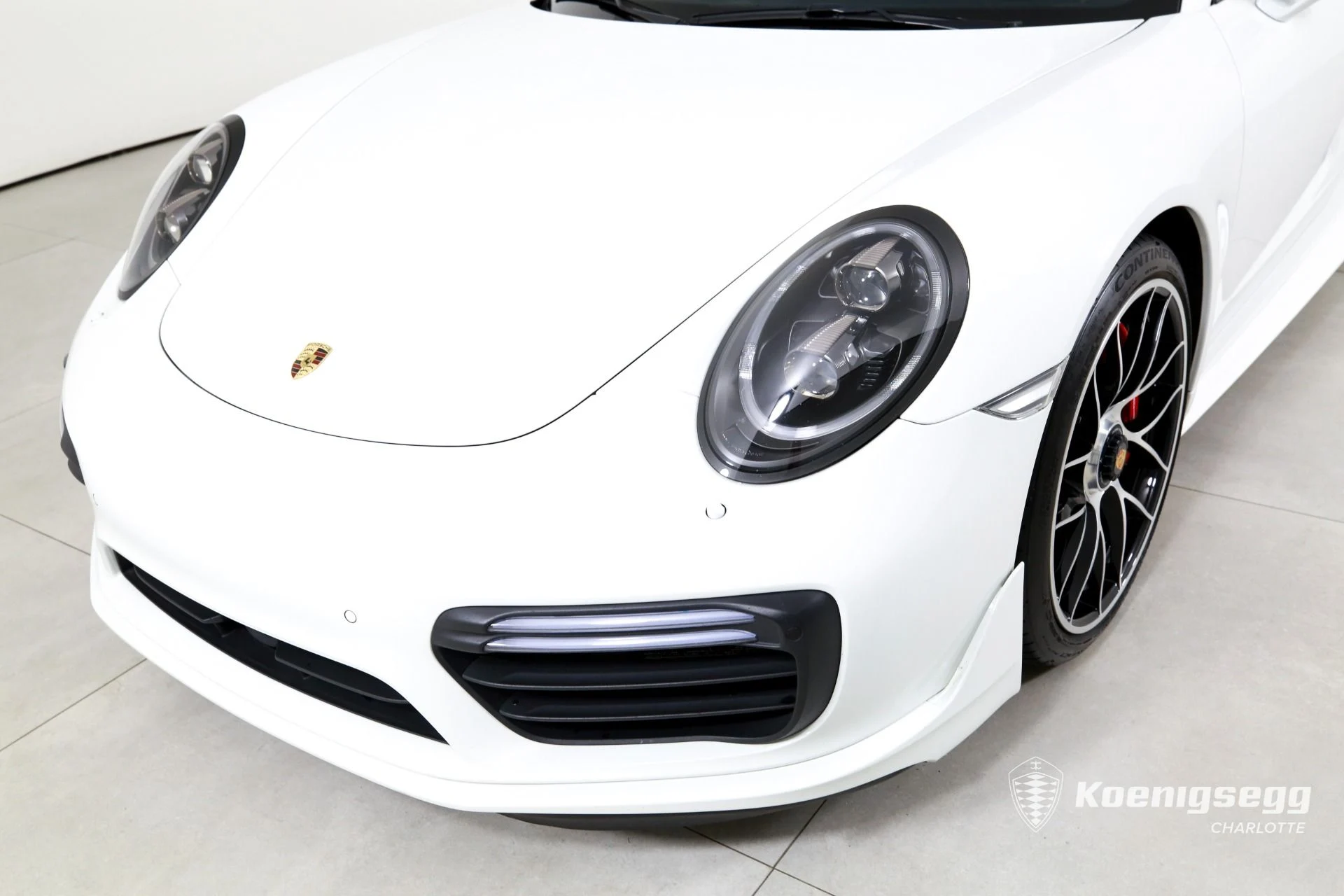 mph031_3509911327_Used_2018_Porsche_911_Turbo_S_1782495119_a8d53a90ca