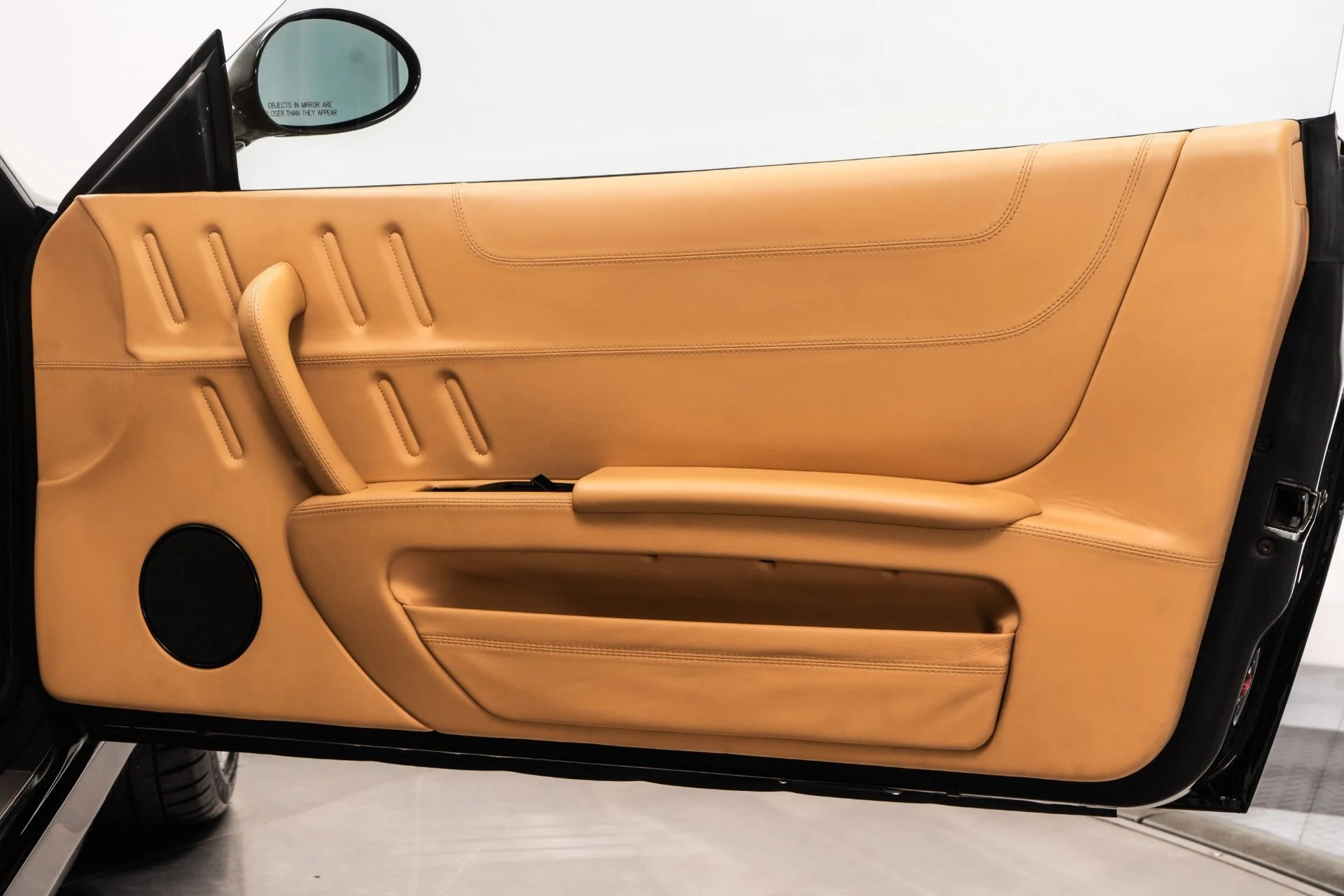 mph031_3511896574_Used_2004_Ferrari_575_M_Maranello_1750431258_17d3f358e3