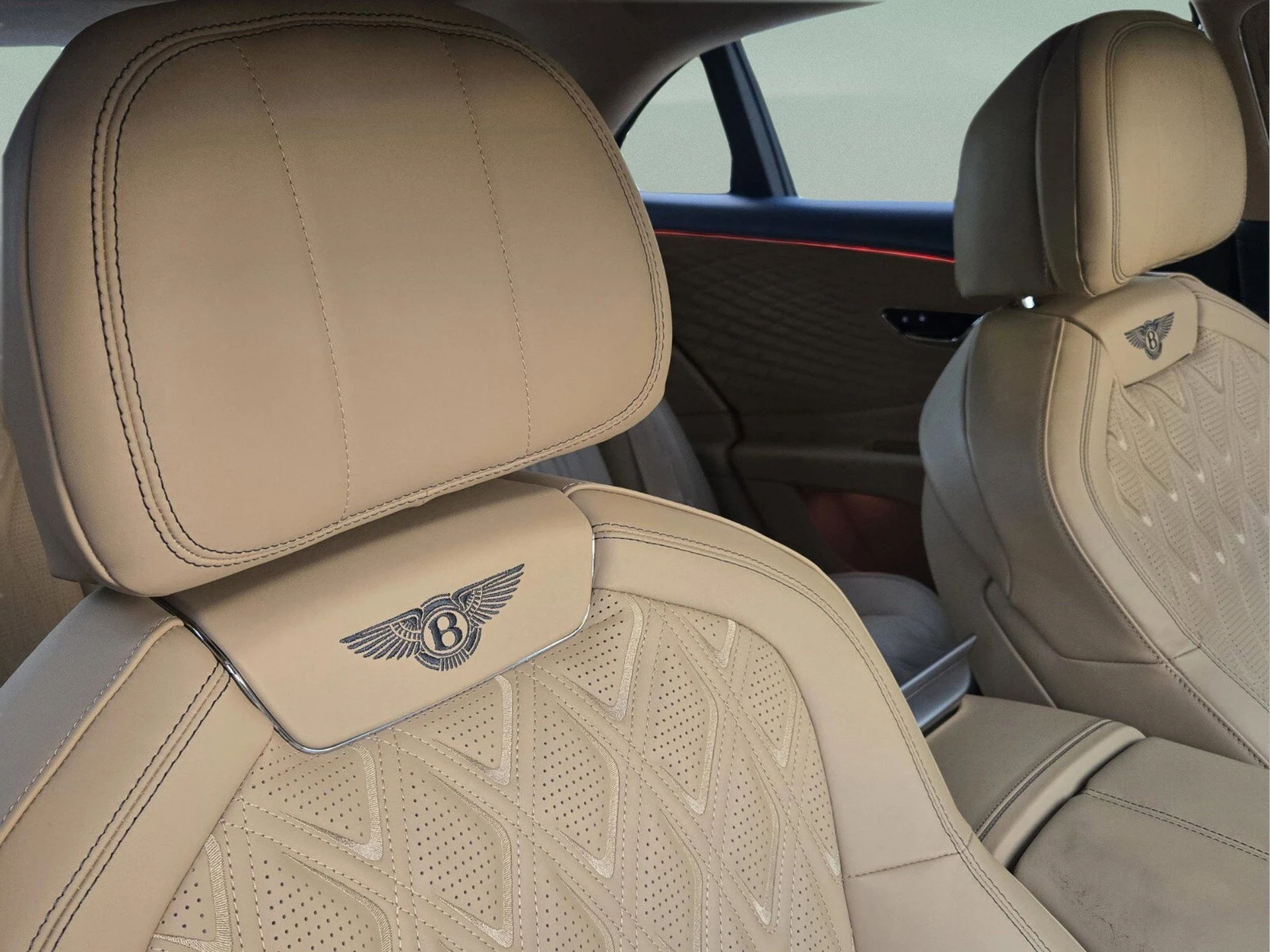 mph031_3520948522_31c2f2cd31cee843d4e2294899888d39x_e502efb936