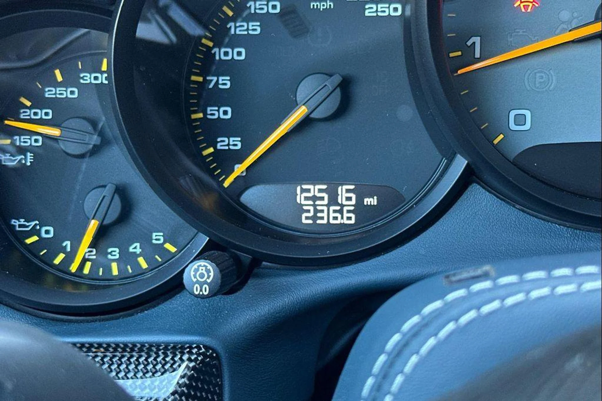 mph031_3529324406_0_Sg_J_Il_G9_RC_Qi0r_GAI_Ek_H8_Z1_PBS_0_0c7a391f2d