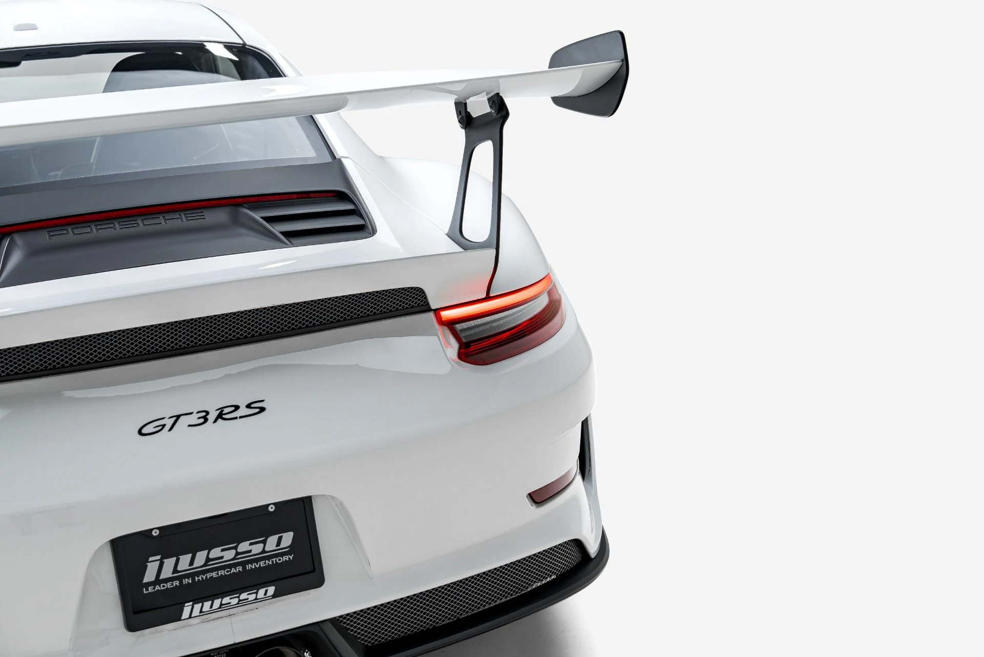 mph031_3531138701_Used_2019_Porsche_911_GT_3_RS_1787346293_ec07fa1684