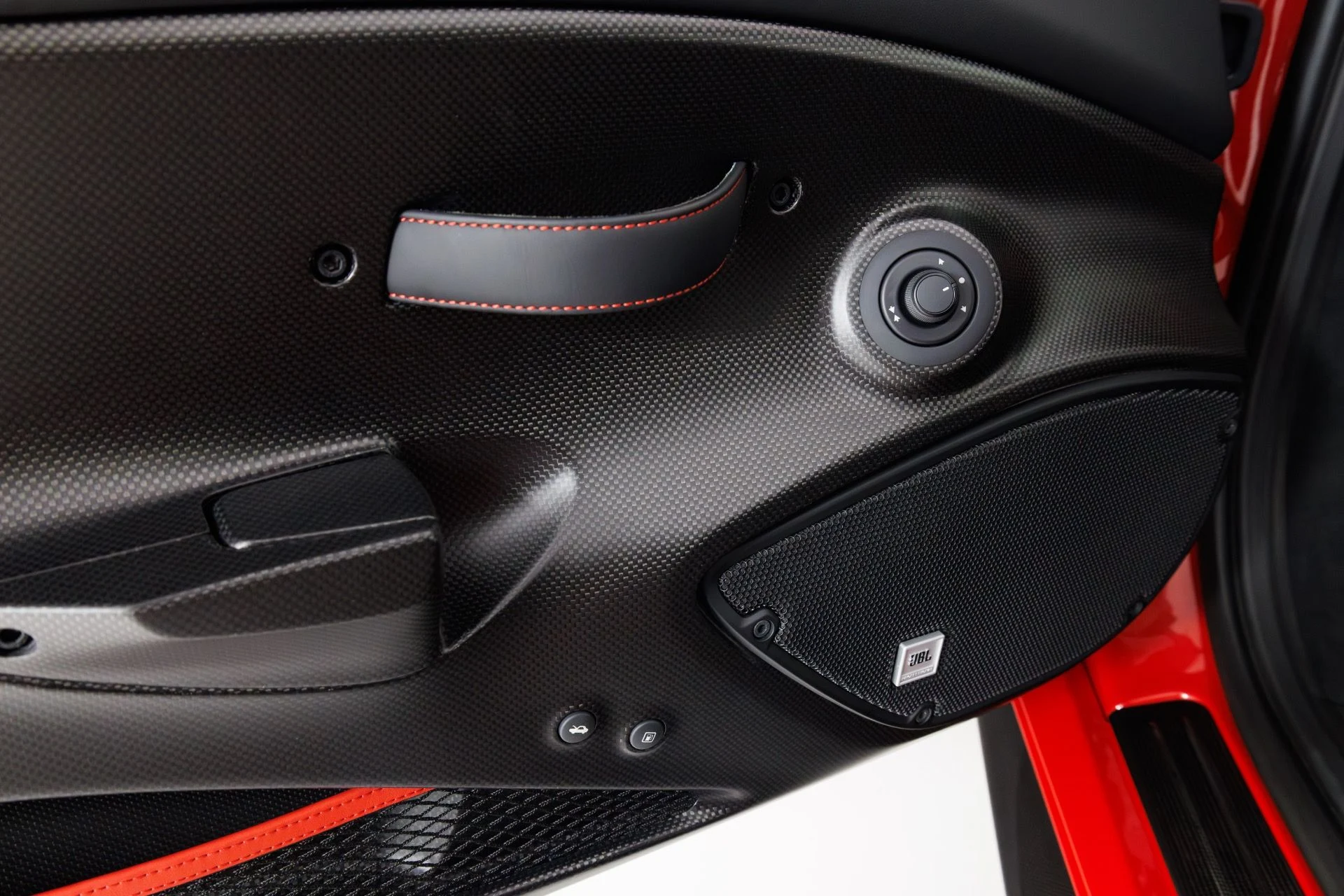 mph031_3531953991_Used_2019_Ferrari_488_Pista_1772733819_142e469c23