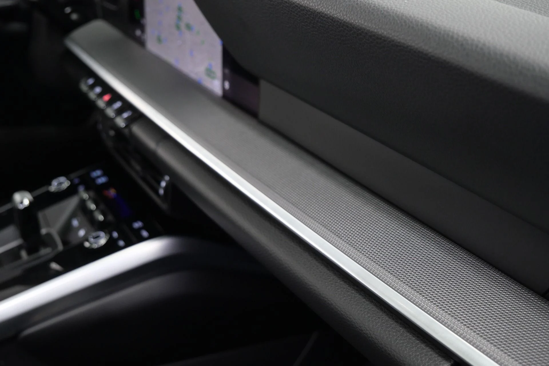 mph031_3533186657_Used_2025_Porsche_911_Carrera_Premium_Package_Sport_Exhaust_1768503028_cbe21c5a63