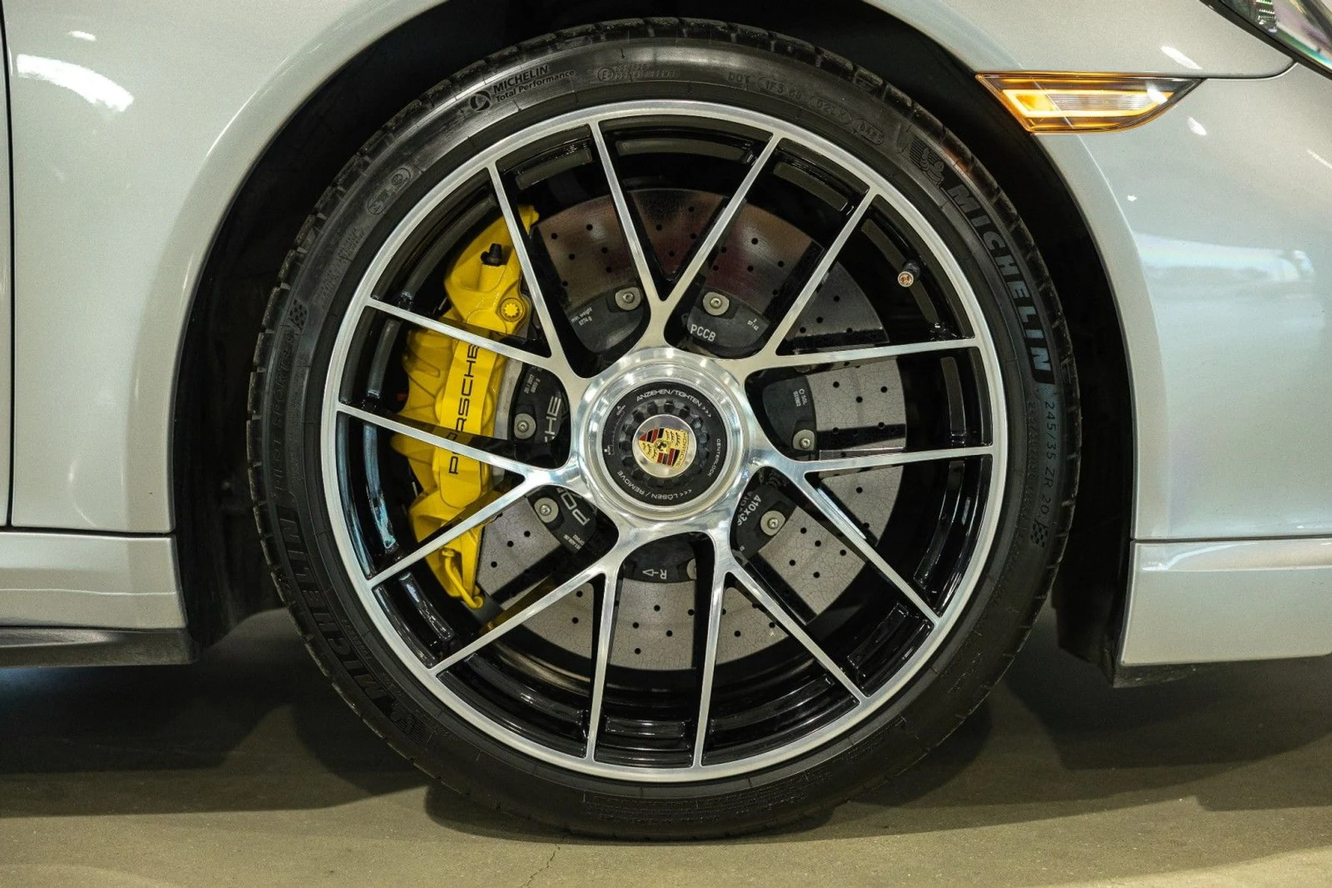 mph031_3533424673_uw_42f206b3dd