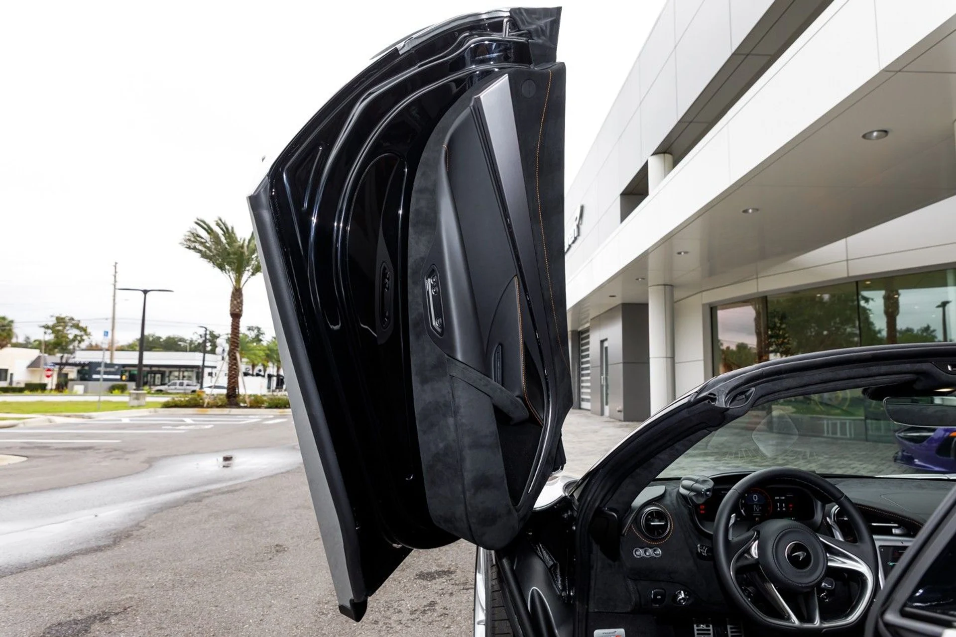 mph031_3547465353_629_p32_l_582f65b942