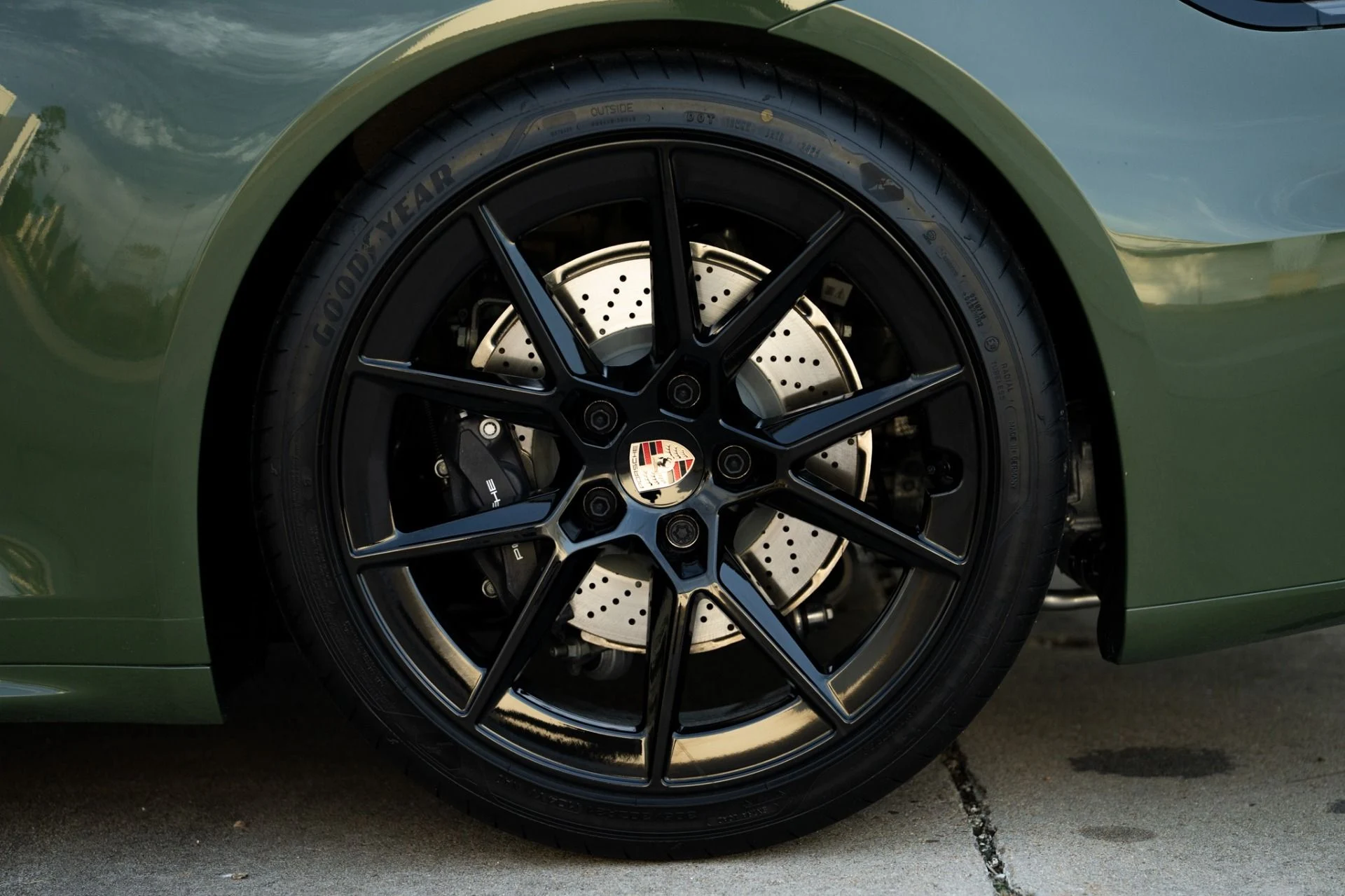 mph031_3547716850_Used_2026_Porsche_911_Carrera_T_Carrera_T_1768421850_023fe75180