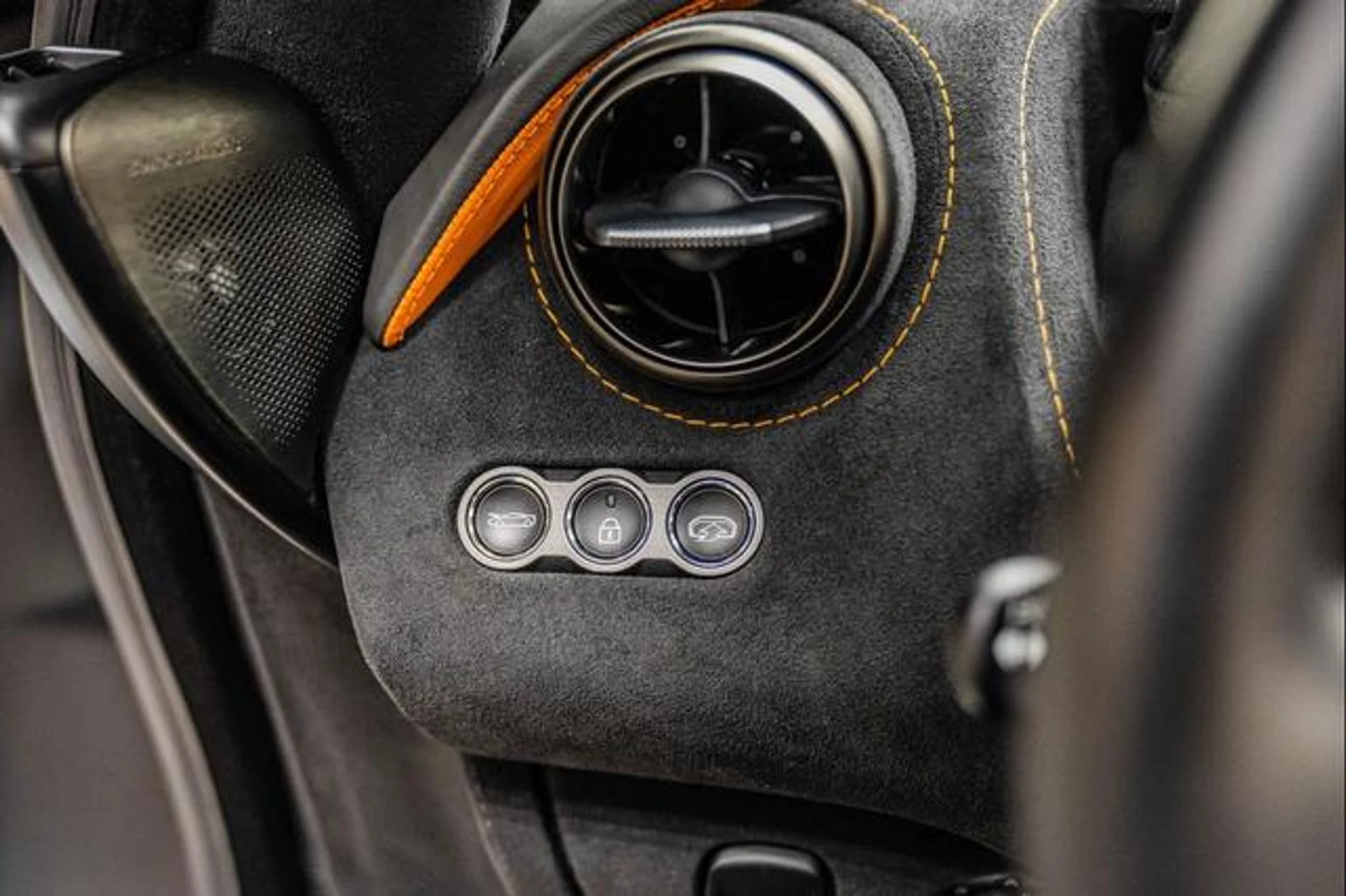 mph031_3552496022_2fh_H_l_Xz_I3_Lr_Vw0_Wh_v1_Mb_Fo_a116326449