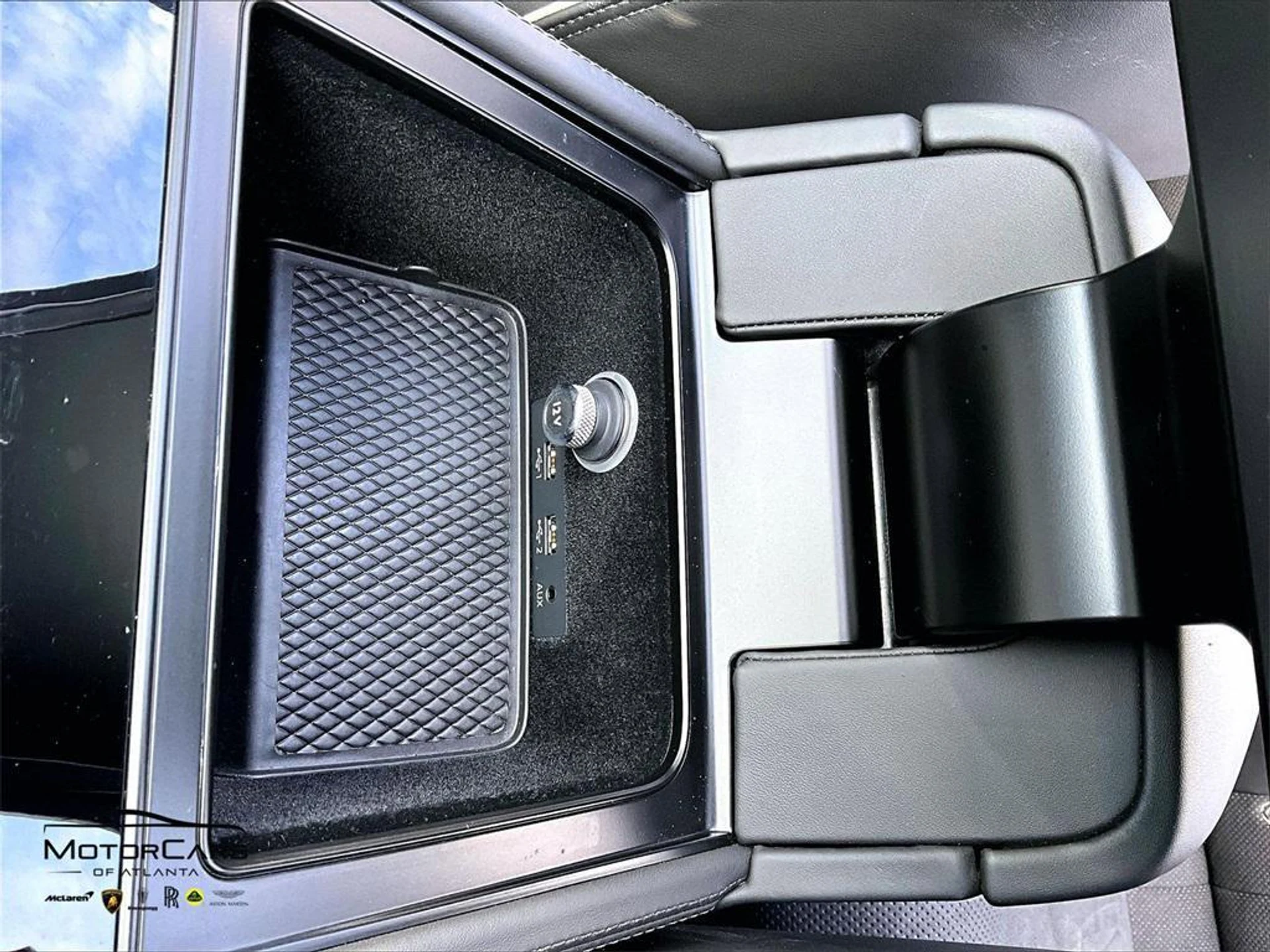 mph031_3564844720_IZOB_Xbg3e5_M_Nv_Nm_Z7_Bi_Hvw_CVO_o_0e4758d40c