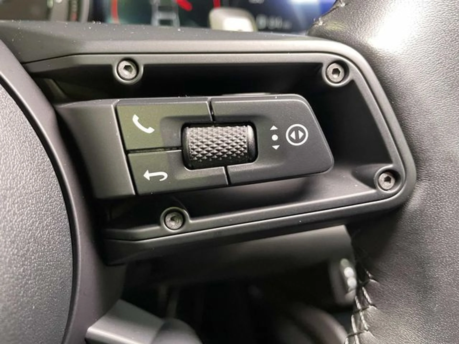 mph031_3567451543_9fdb806c523111dc0ed5f18103416f5ex_26edca78f3