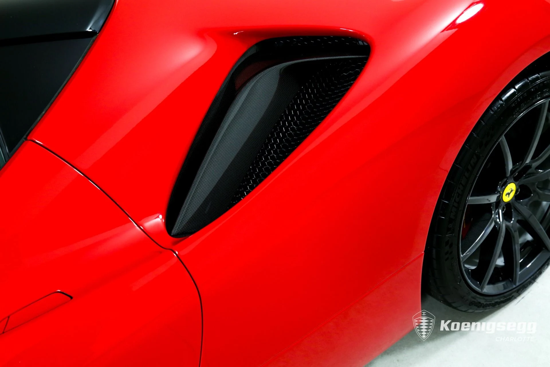 mph031_3570012936_Used_2021_Ferrari_SF_90_Stradale_1745601463_a2c8e96e38